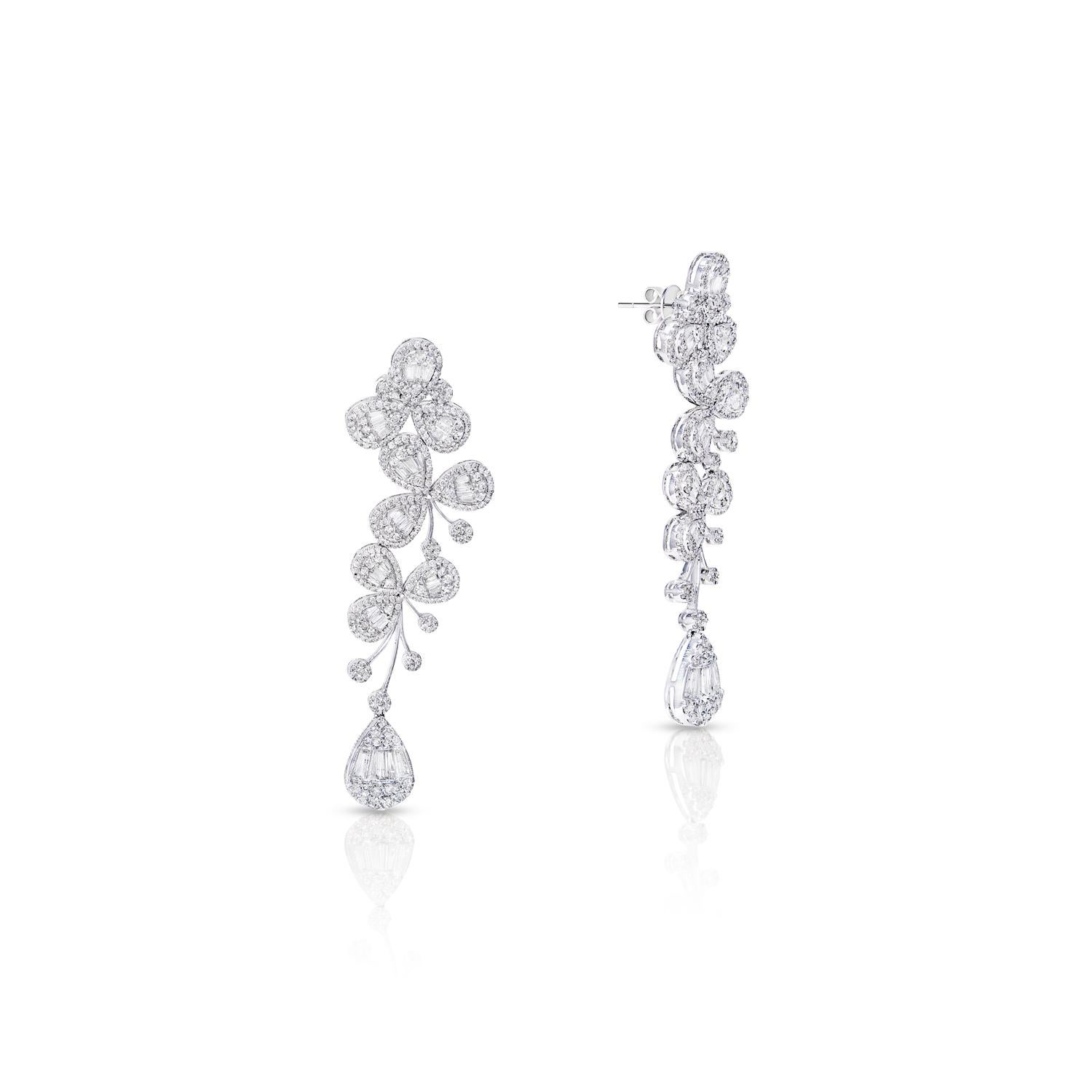 Diamond Hanging Earrings For Ladies:

Main Diamonds:
Carat Weight: 7.01 Carats
Shape: Combine Mix Shape

Metal: 14 Karat White Gold
Style: Hanging Earrings

Total Carat Weight: 7.01 Carats