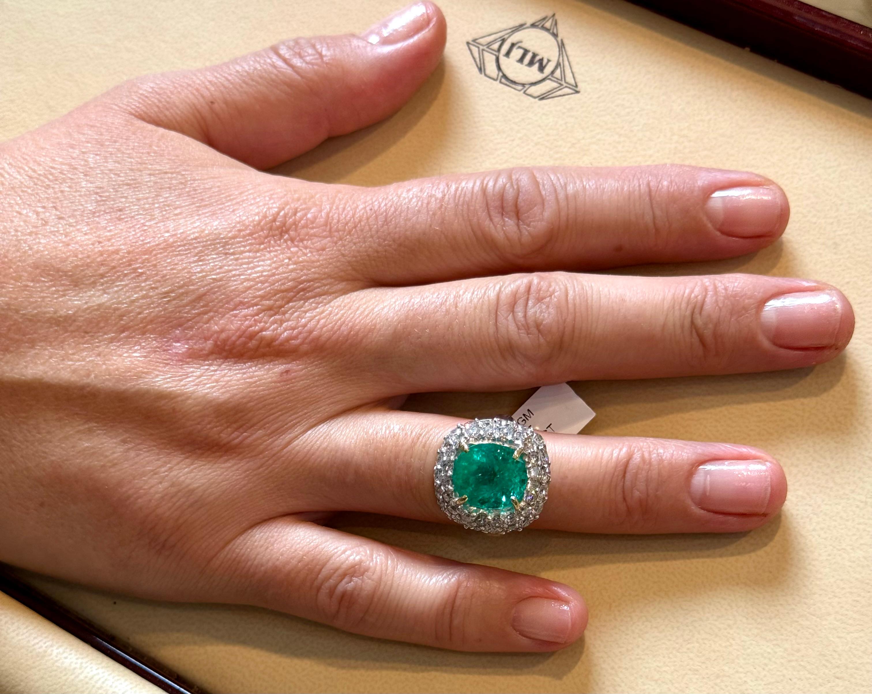 Esmeralda colombiana talla cojín de 7 quilates y anillo de diamantes de 3,5 quilates en platino talla 6,2 en venta 9