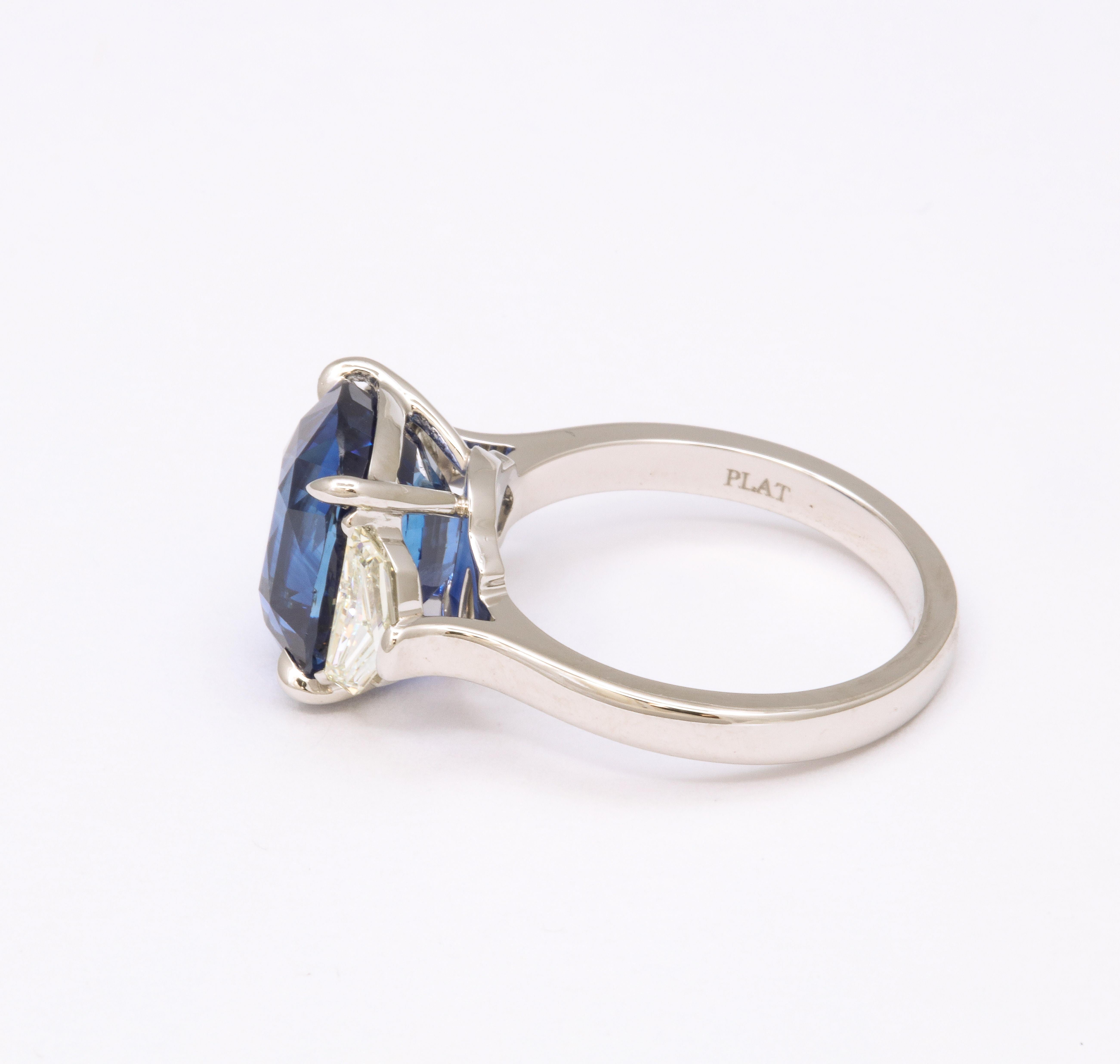 7 Carat Cushion Cut Sapphire and Diamond Ring For Sale 4