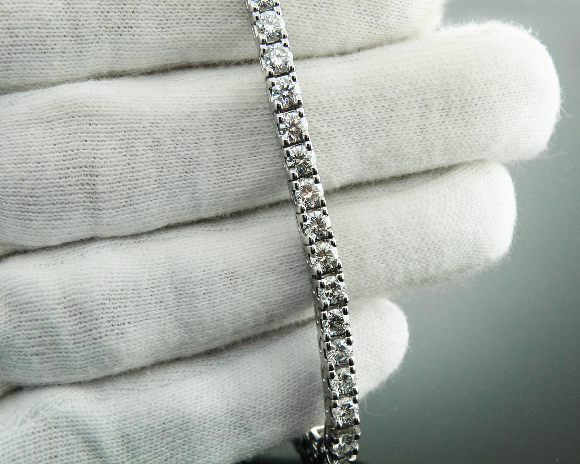 Round Cut Spectra Fine Jewelry 6.9 Carat Diamond White Gold Tennis Bracelet