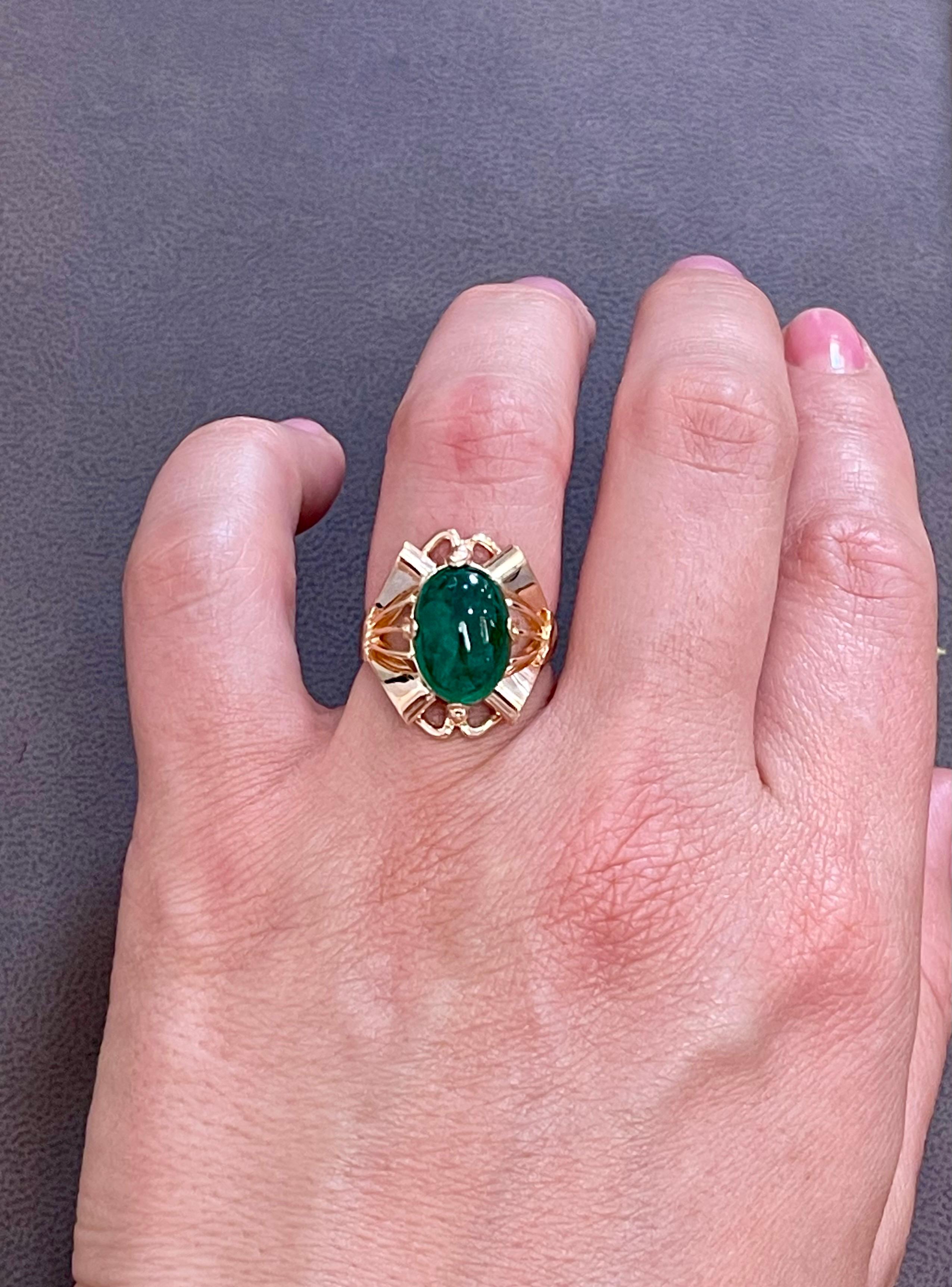 7 Carat Elongated Oval Emerald Cabochon 14 Karat Rose Gold Cocktail Ring Vintage For Sale 7