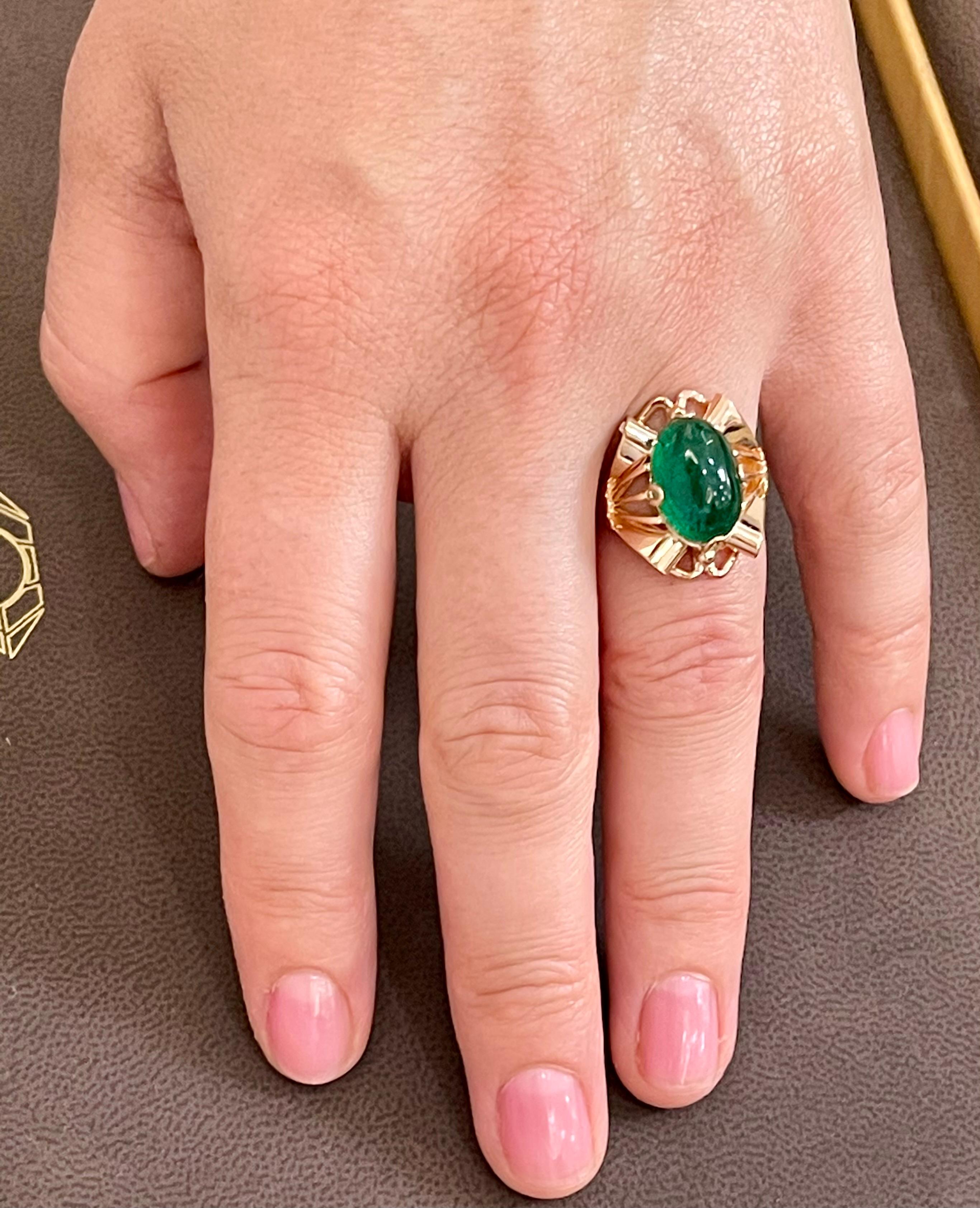 7 Carat Elongated Oval Emerald Cabochon 14 Karat Rose Gold Cocktail Ring Vintage For Sale 8