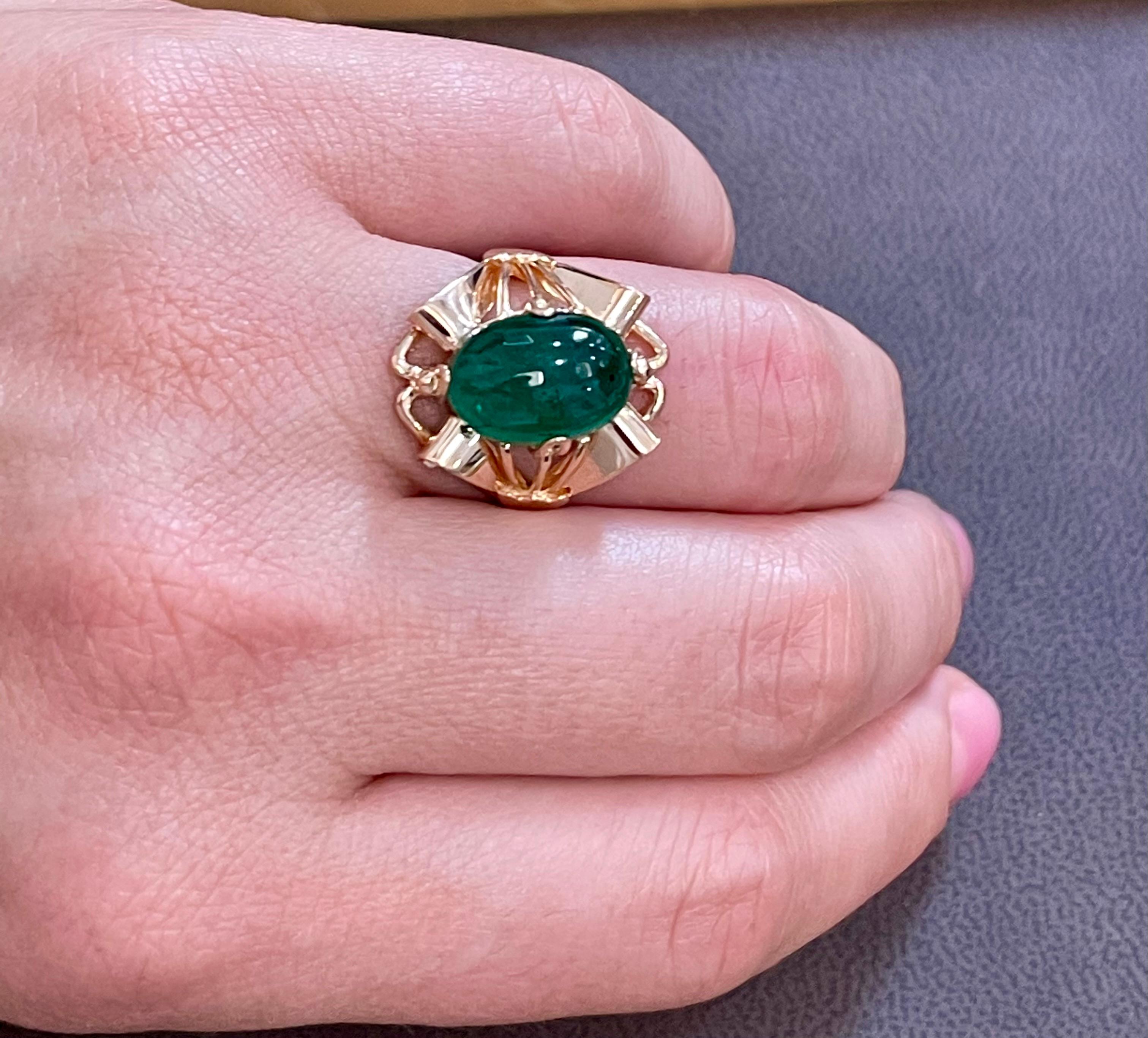 7 Carat Elongated Oval Emerald Cabochon 14 Karat Rose Gold Cocktail Ring Vintage For Sale 9