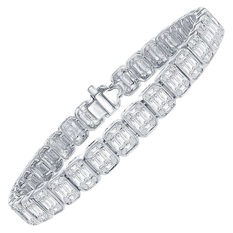 7 Carat Emerald Cut Tennis Bracelet 18 Karat For Sale