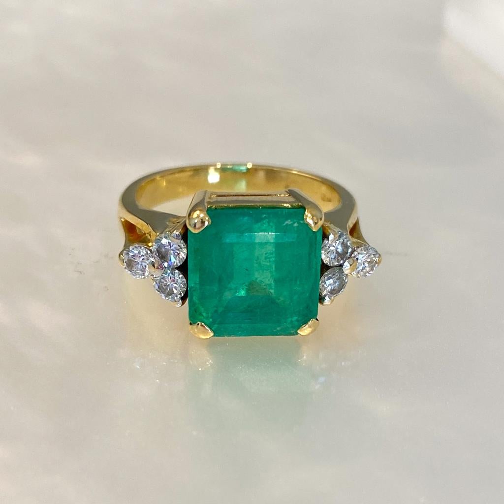 7.5 carat emerald