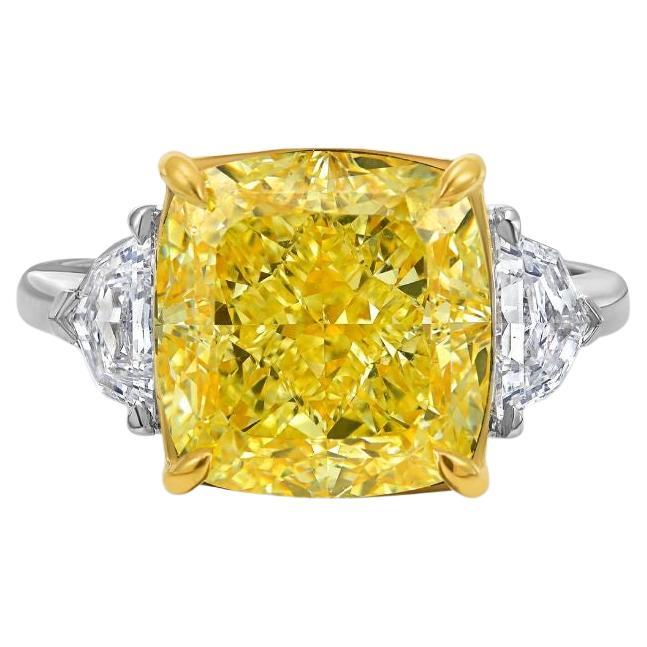 Bague de fiançailles avec diamant jaune clair de 7 carats