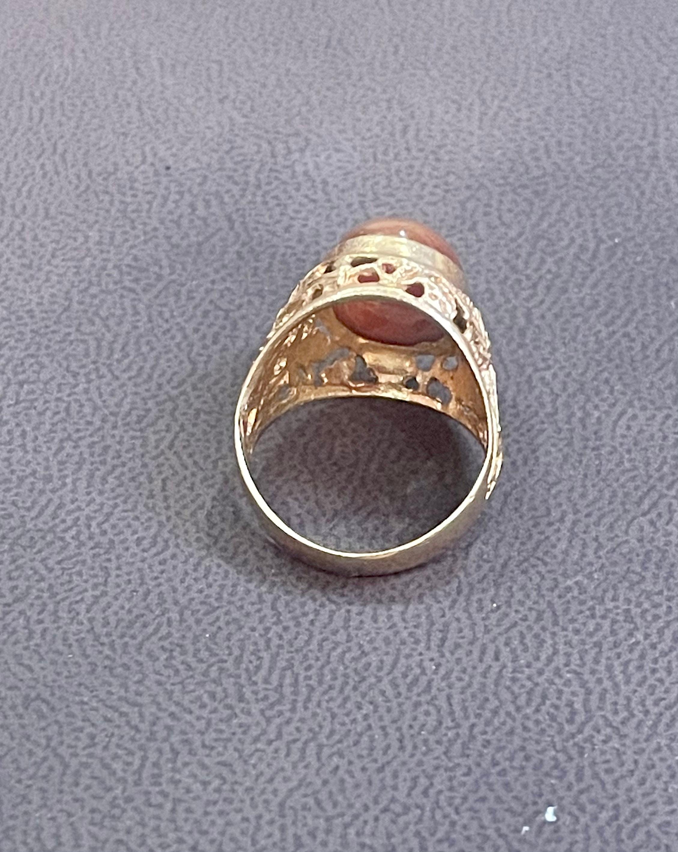 7 Carat Jasper Cabochon 18 Karat Yellow Gold Classic Wide Ring For Sale 1