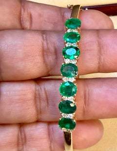 Esmeralda brasileña natural de 7 quilates y brazalete de diamantes Oro amarillo de 14 quilates