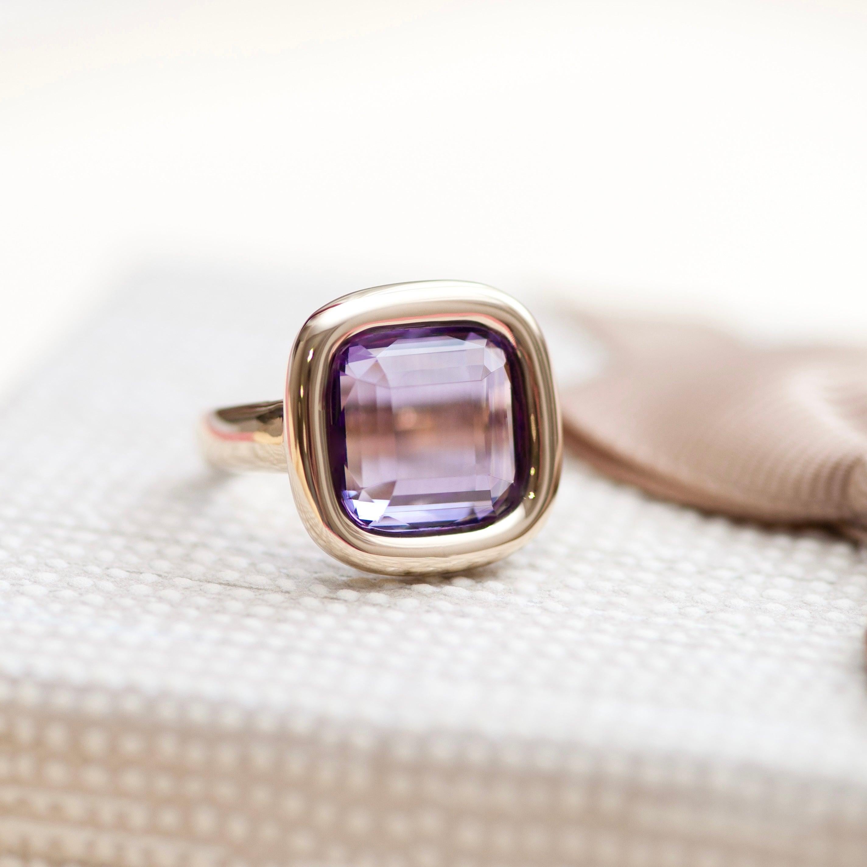 For Sale:  7 Carat Natural Brazilian Purple Amethyst 14 Karat Yellow Gold Ring 10