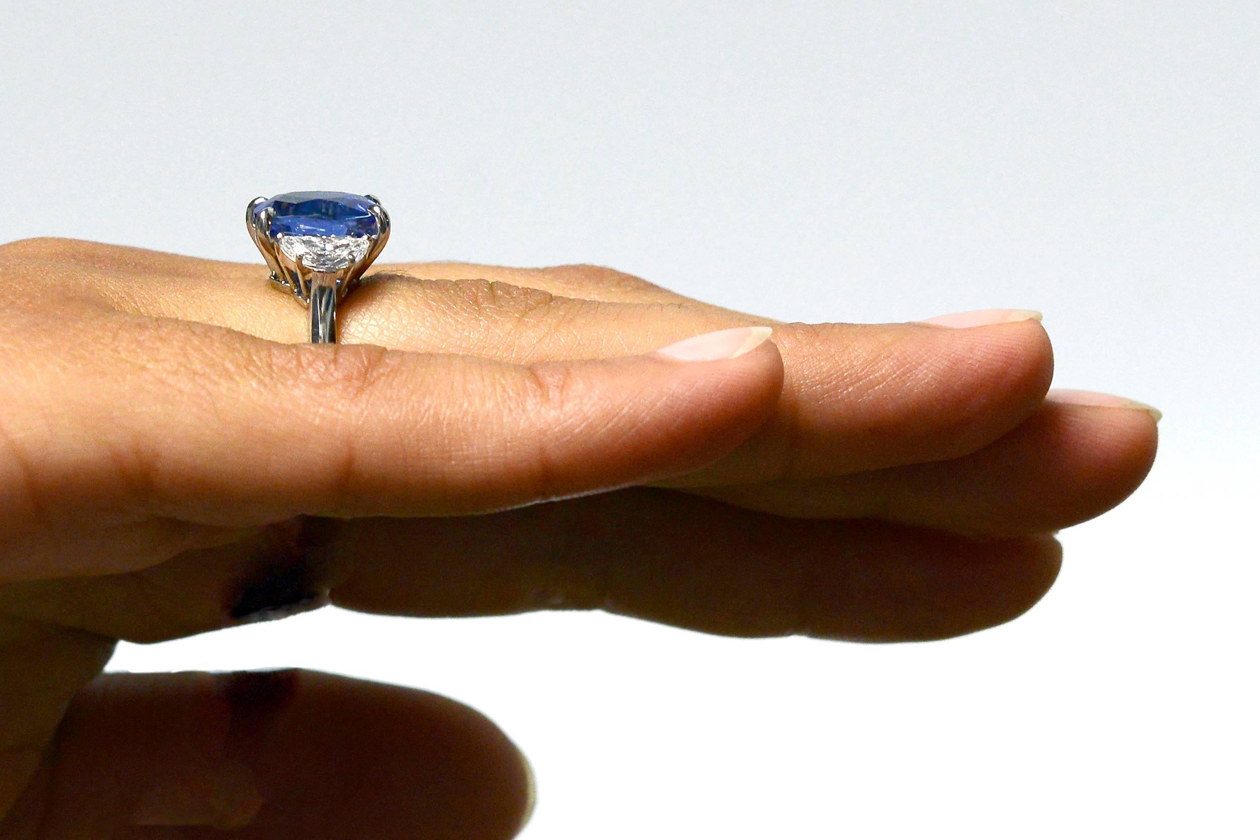 2 carat sapphire engagement ring