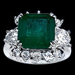 7 Carat Natural Square Emerald & 1.5 Ct Diamond Ring in Platinum