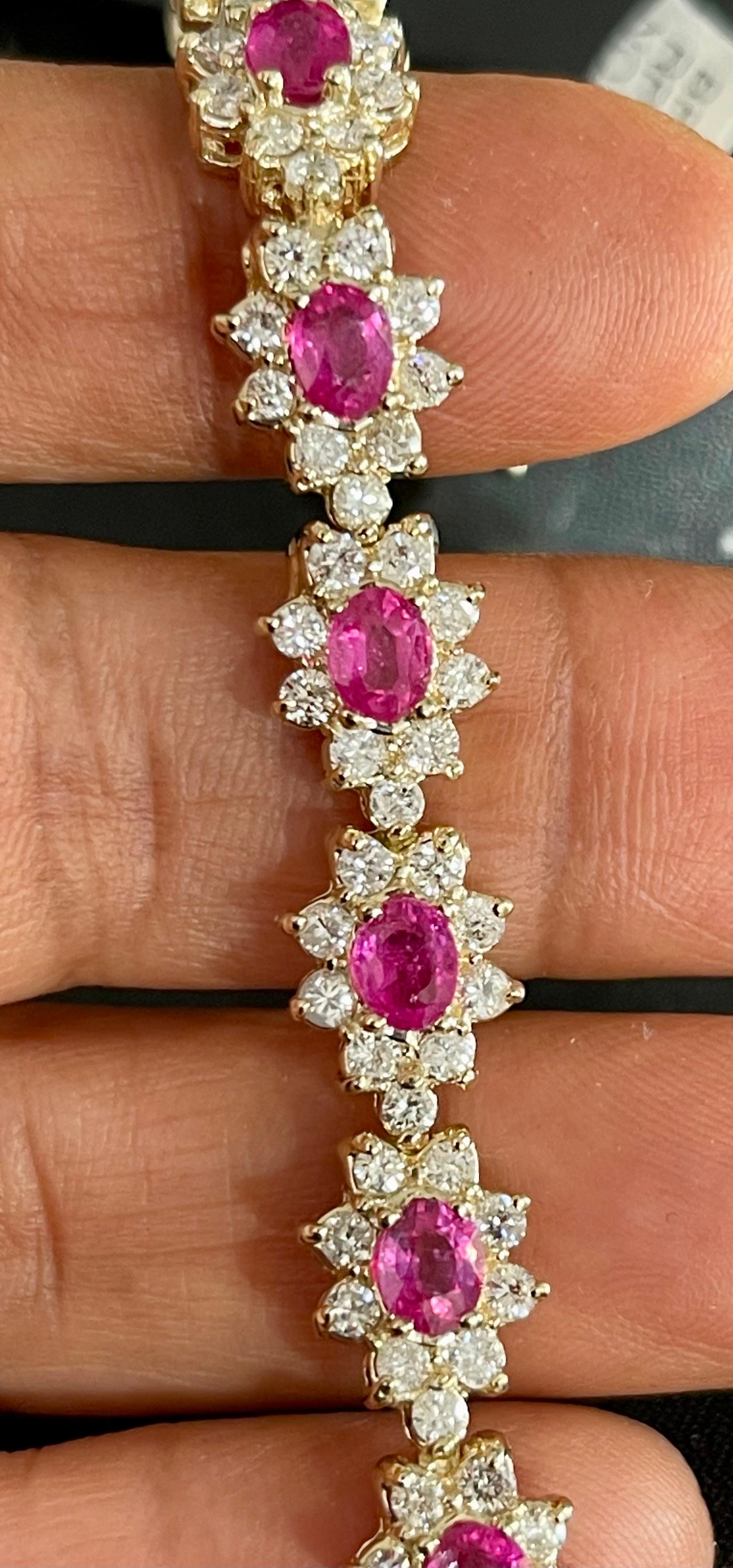 7 Carat Oval Cut Natural Ruby & Diamond Tennis Bracelet 14kt Yellow Gold 24.5 G In Excellent Condition For Sale In New York, NY