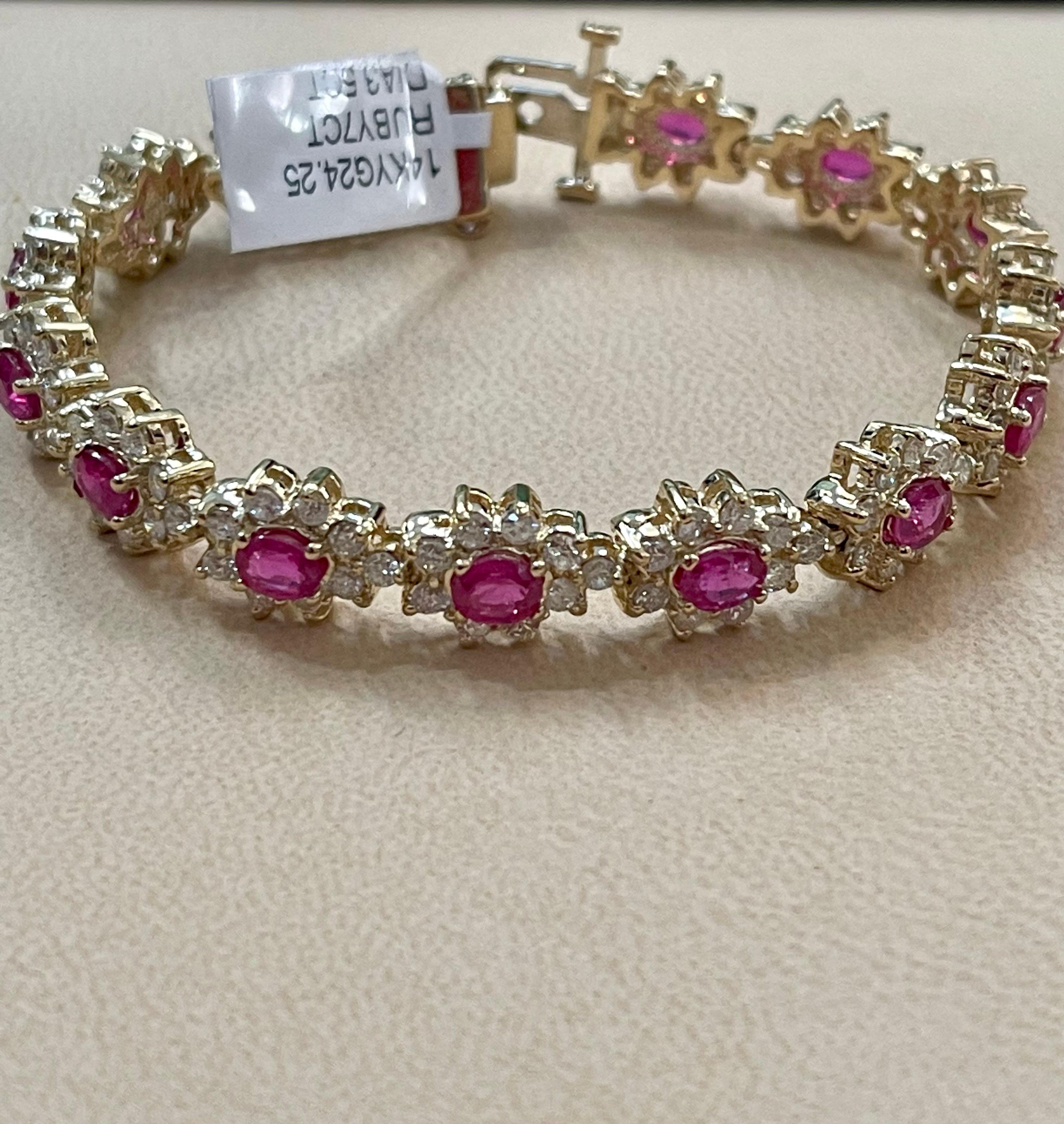 Pulsera de tenis de 7 quilates de rubí natural de corte ovalado y diamantes Oro amarillo de 14 quilates 24,5 G en Excelente estado para la venta en New York, NY