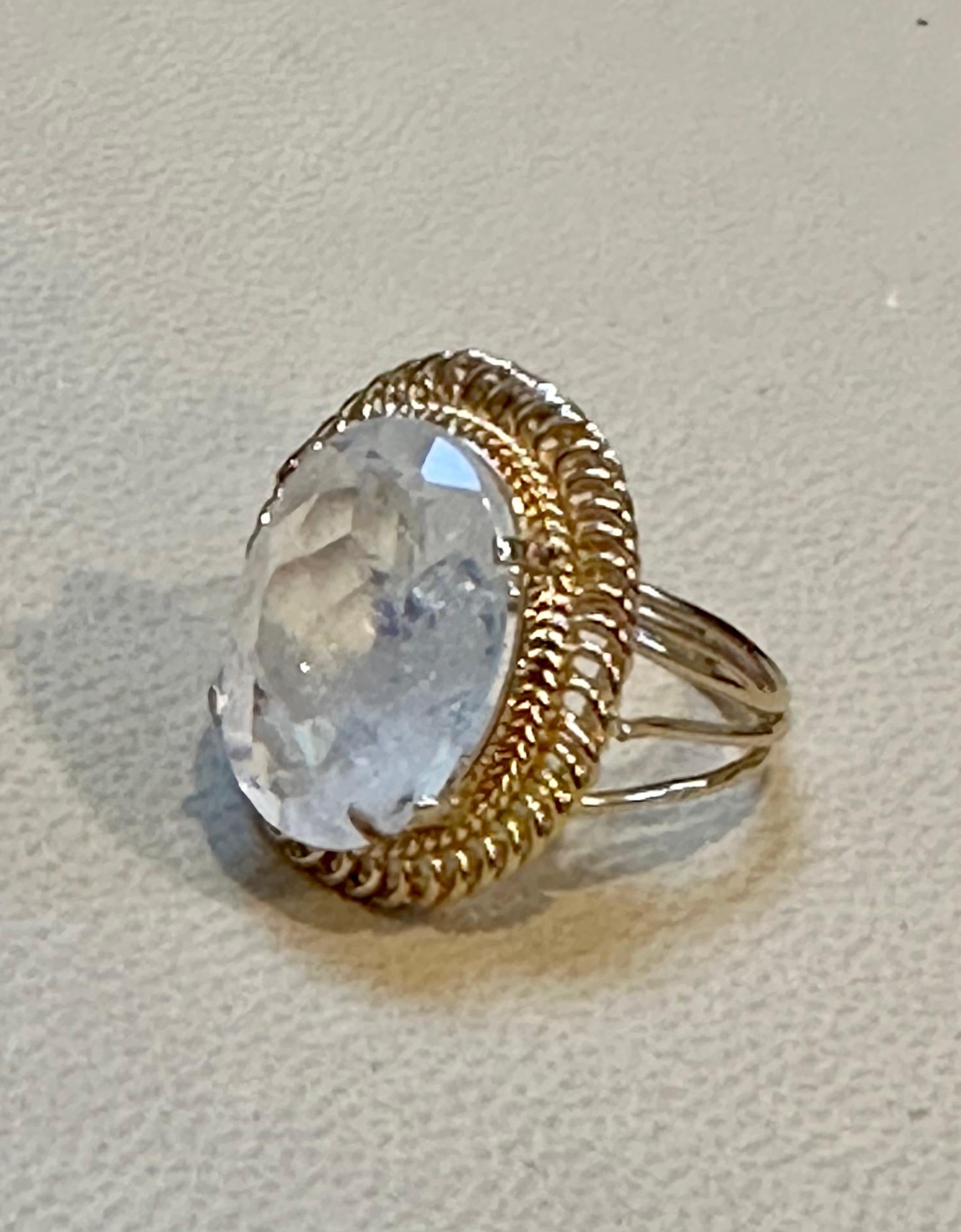 7 Carat Oval Shape Moon Stone Cocktail Ring 14 Karat Yellow Gold For Sale 5