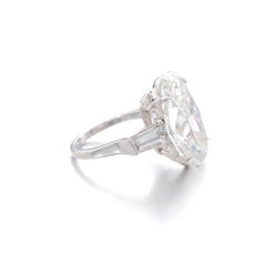 7 Carat Oval Statement Brilliant White VVS  Gold  in Perfection Diamond Ring
