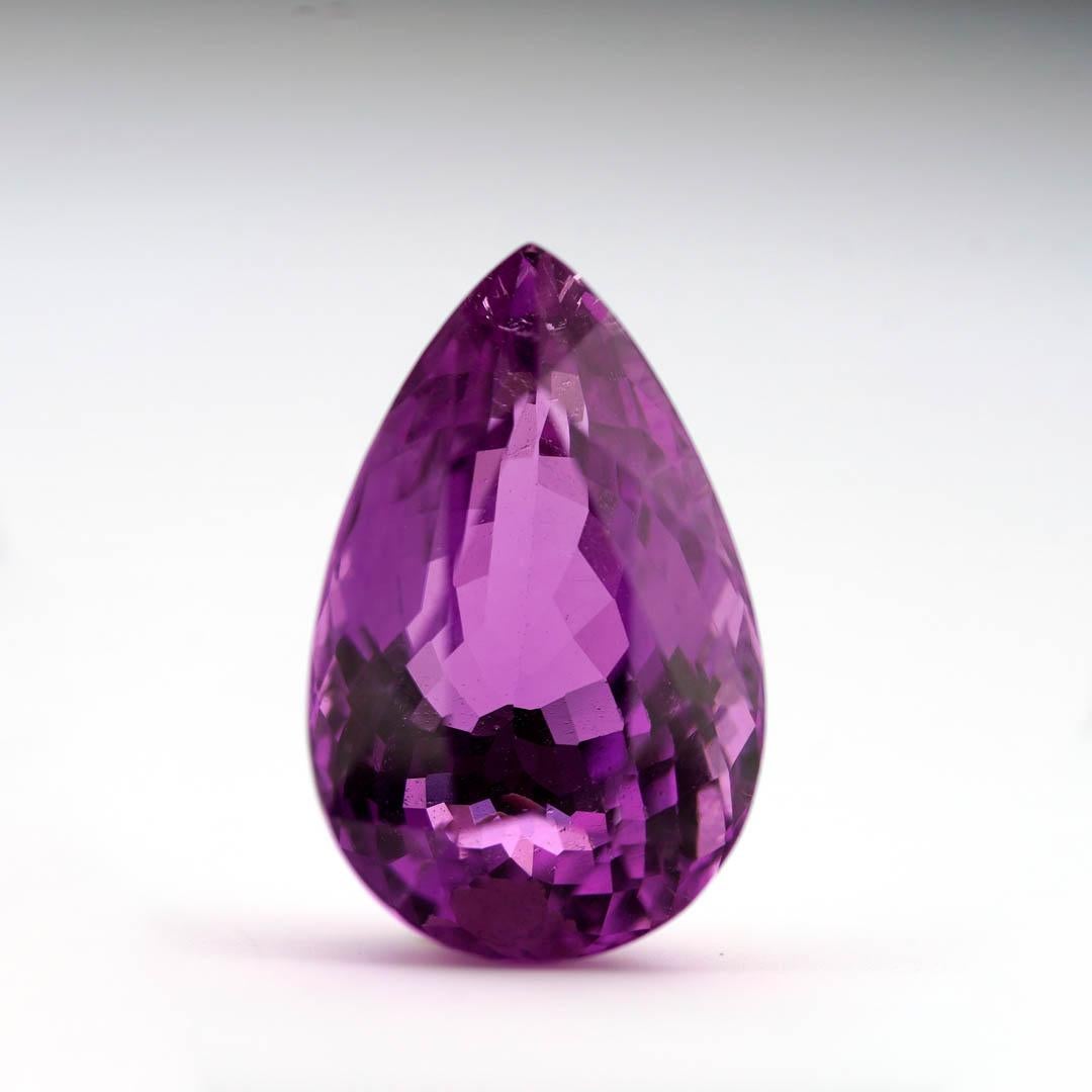 7 Carat Purple Tourmaline From Mozambique en Nuevo estado para la venta en New York, NY