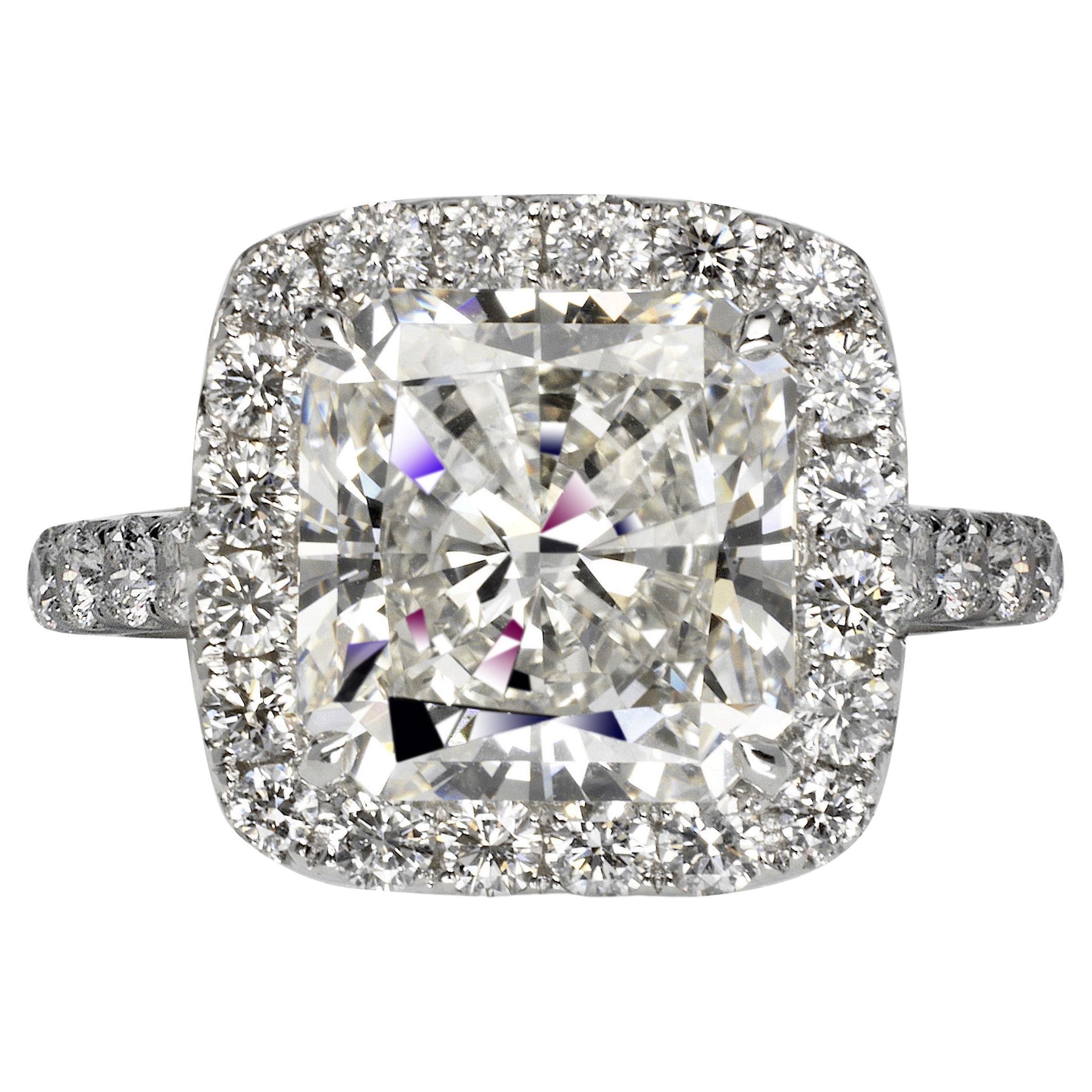 Bague de fiançailles diamant taille radiant de 7 carats certifiée GIA I VVS1 en vente