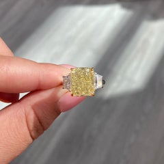7 Carat Radiant Diamond Ring Fancy Yellow 14K Gold Rare Fancy-Color Splendour
