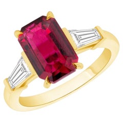 7 Carat Emerald Brilliant Diamond Ring Ruby Red 18K Yellow Gold Radiant Elegance
