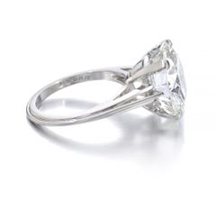 7 Carat Round Brilliant Statement Brilliant White VS  White Gold  Diamond Ring