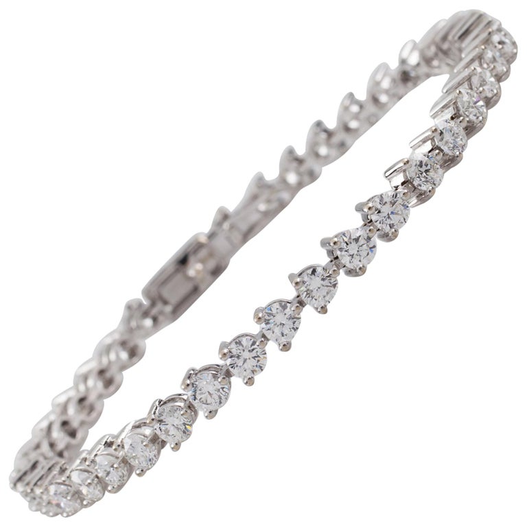 7 Carat Round Diamond Tennis Bracelet in White Gold For Sale at 1stDibs