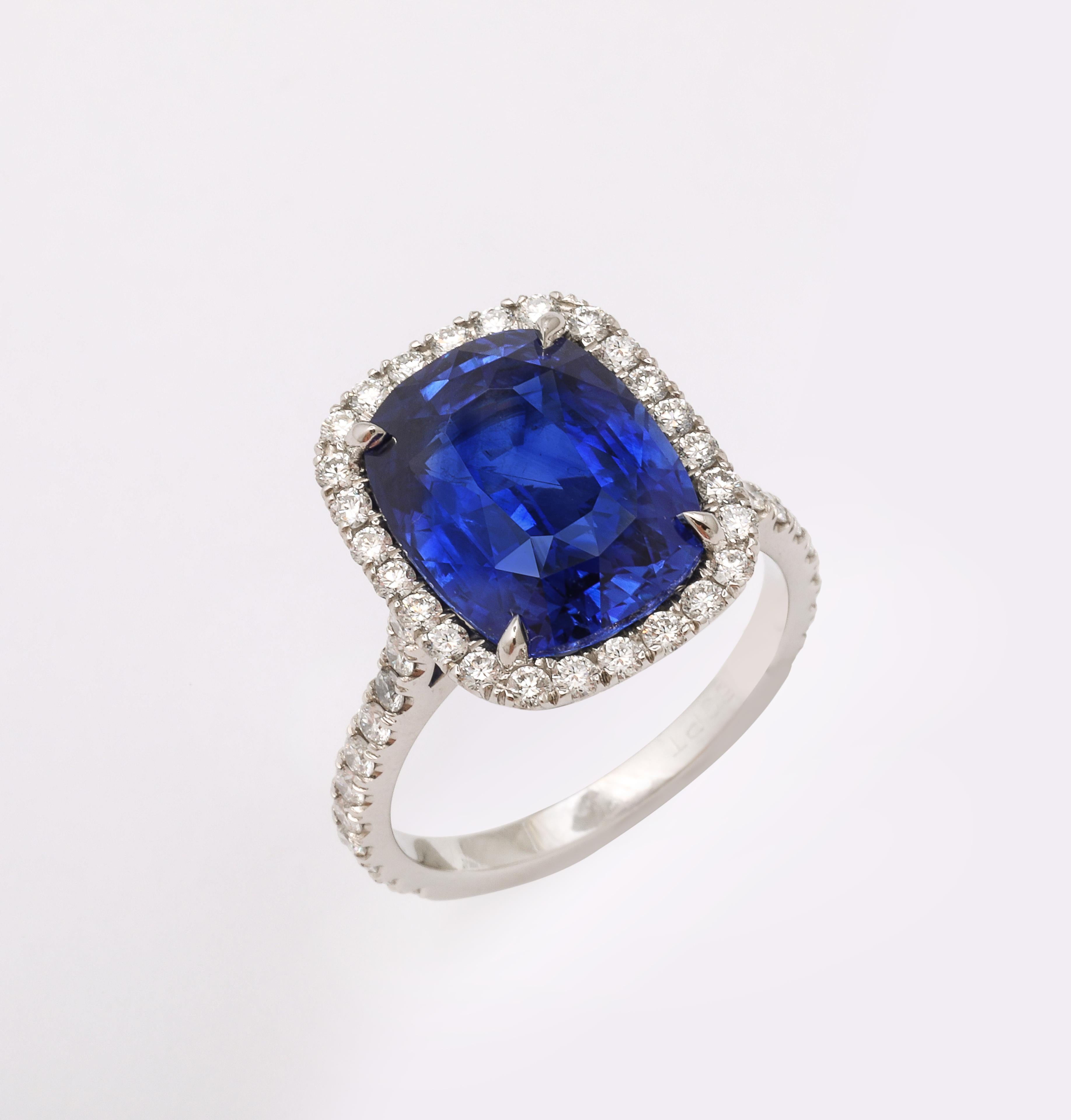 7 carat Vivid Blue Sapphire Ring For Sale 5