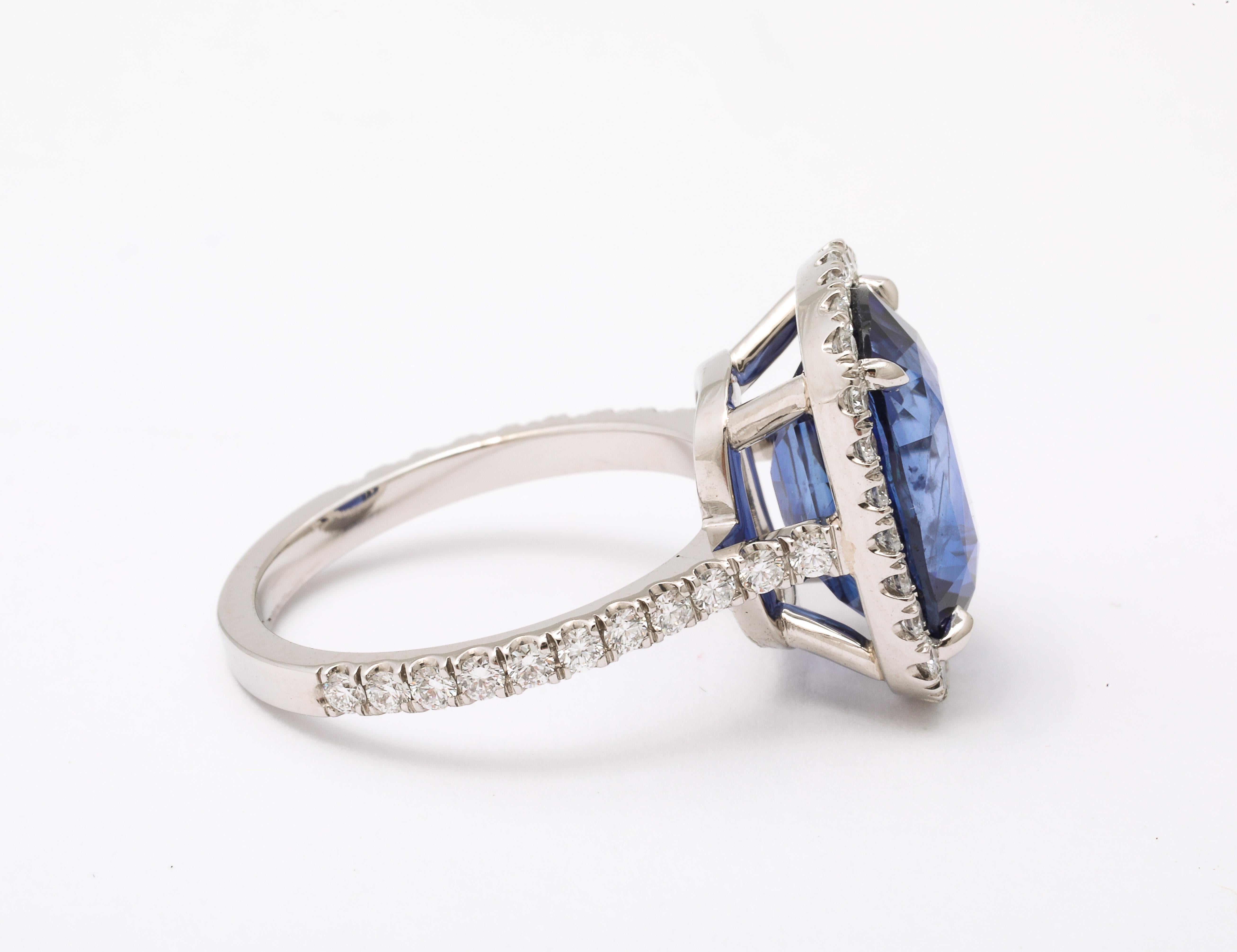 7 carat Vivid Blue Sapphire Ring For Sale 3