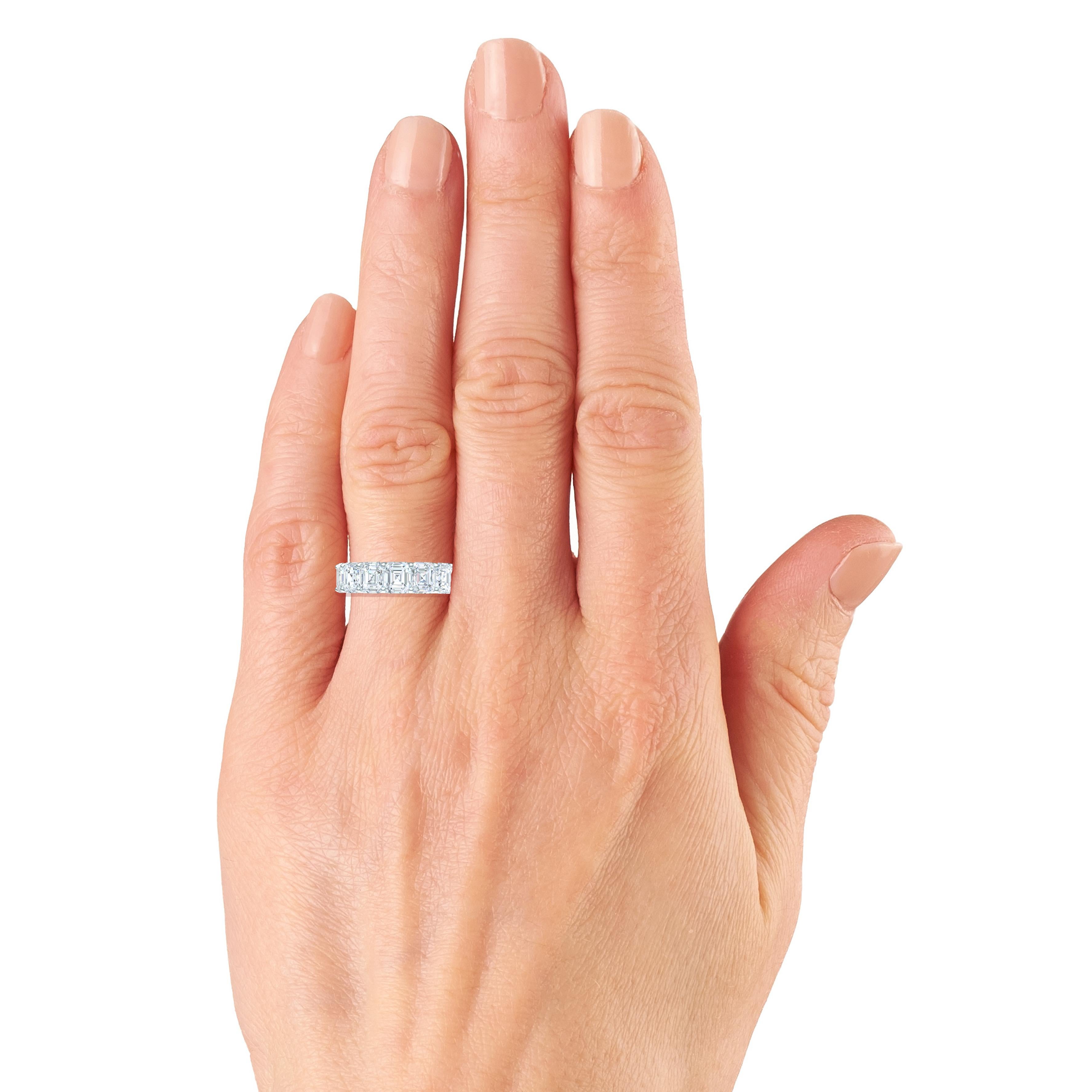 7 Karat Asscher Cut Eternity Platin Ewigkeitsring (Asscher-Schliff) im Angebot