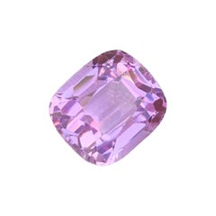 7 Carats Baby Pink Step Cushion Cut Kunzite (Spodumene) for Fine Jewellery 10 mm