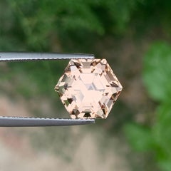 7 Carats Hexagonal Shape Natural Champagne Topaz Gemstone for Jewellery 10 mm