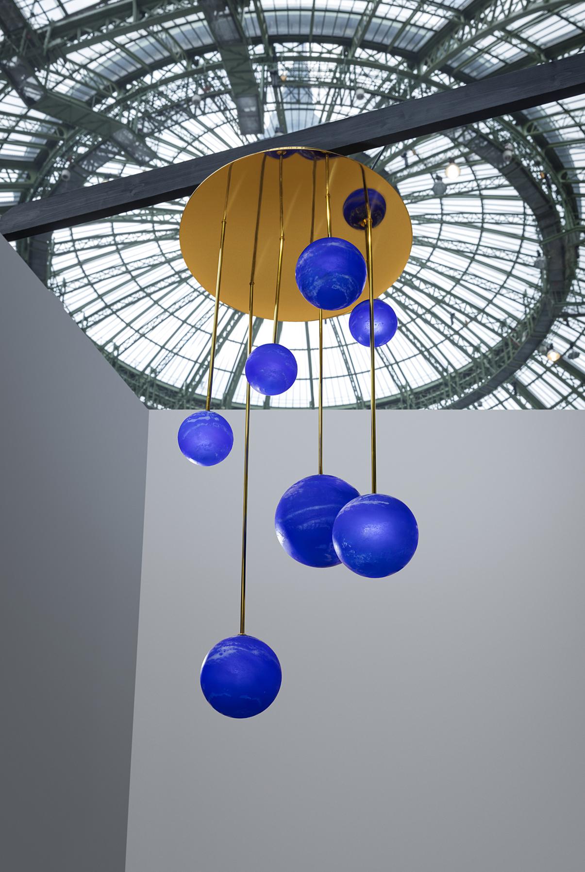 7 Ciel chandelier by Ludovic Clément d'Armont
Every creation of Ludovic Clément d’Armont can be made to order in any requested dimensions. Please contact us for custom made creations.
2020
Materials: Polished brass, canopy, blown glass,