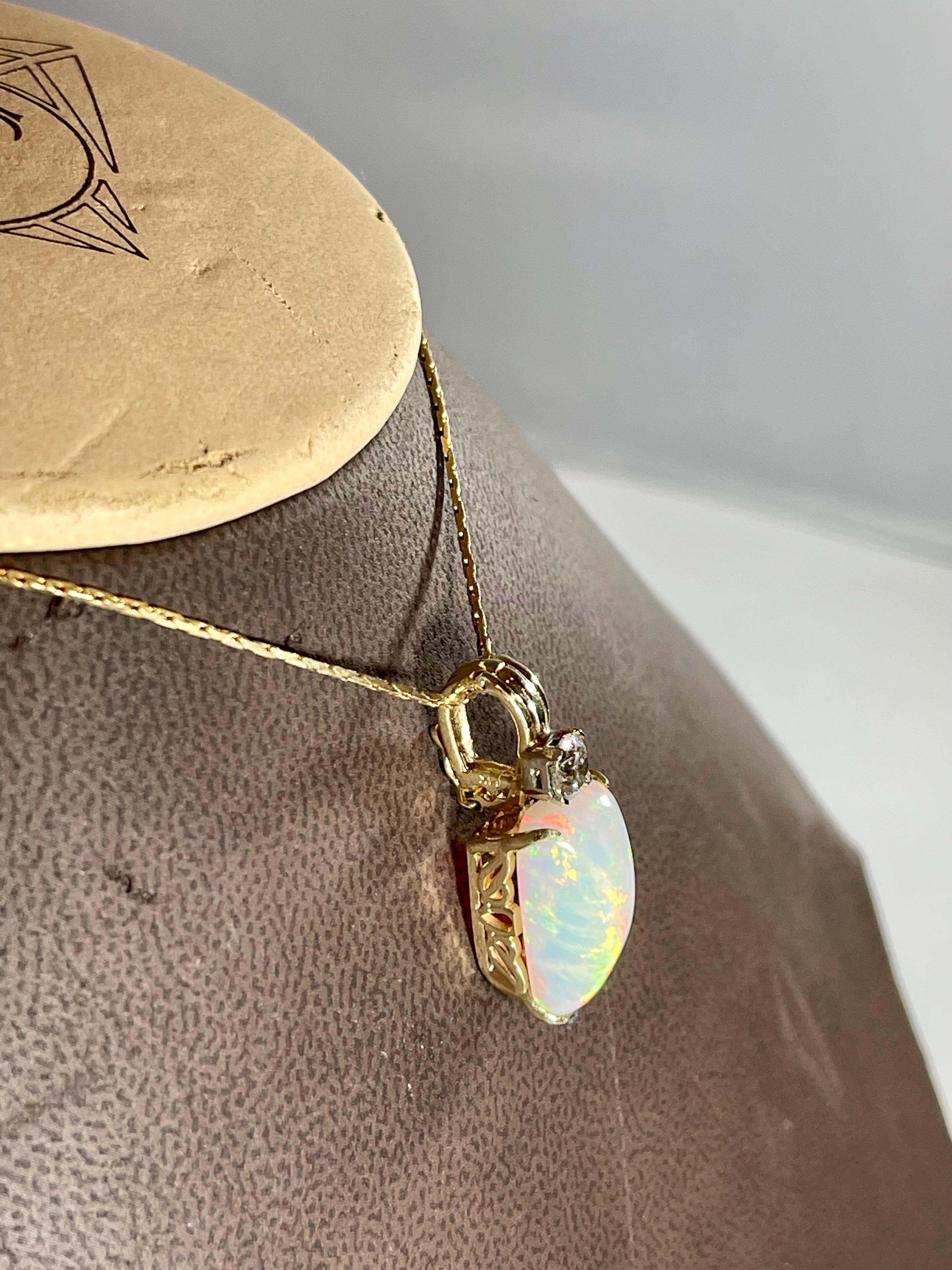 7 Ct Ethiopian Opal & Diamond Pendant / Necklace 14 Karat + 14 Kt Gold Chain For Sale 9