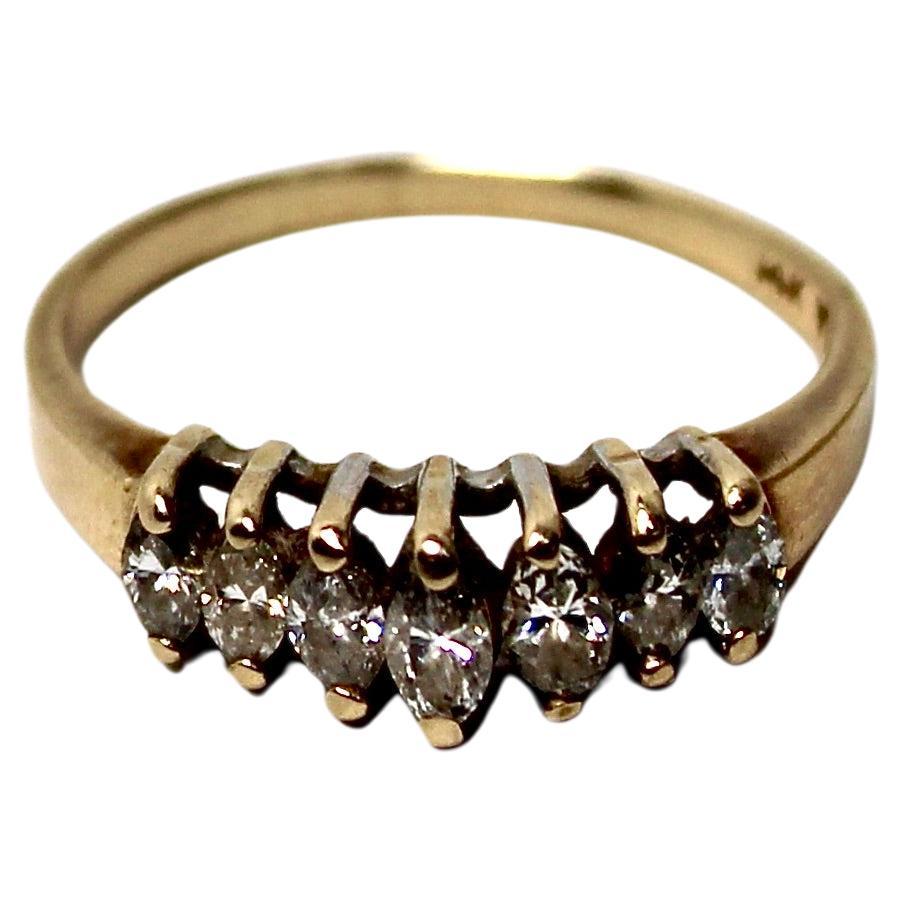 7-Diamond 14k Solid Yellow Gold Vintage Crown Cocktail Ring For Sale