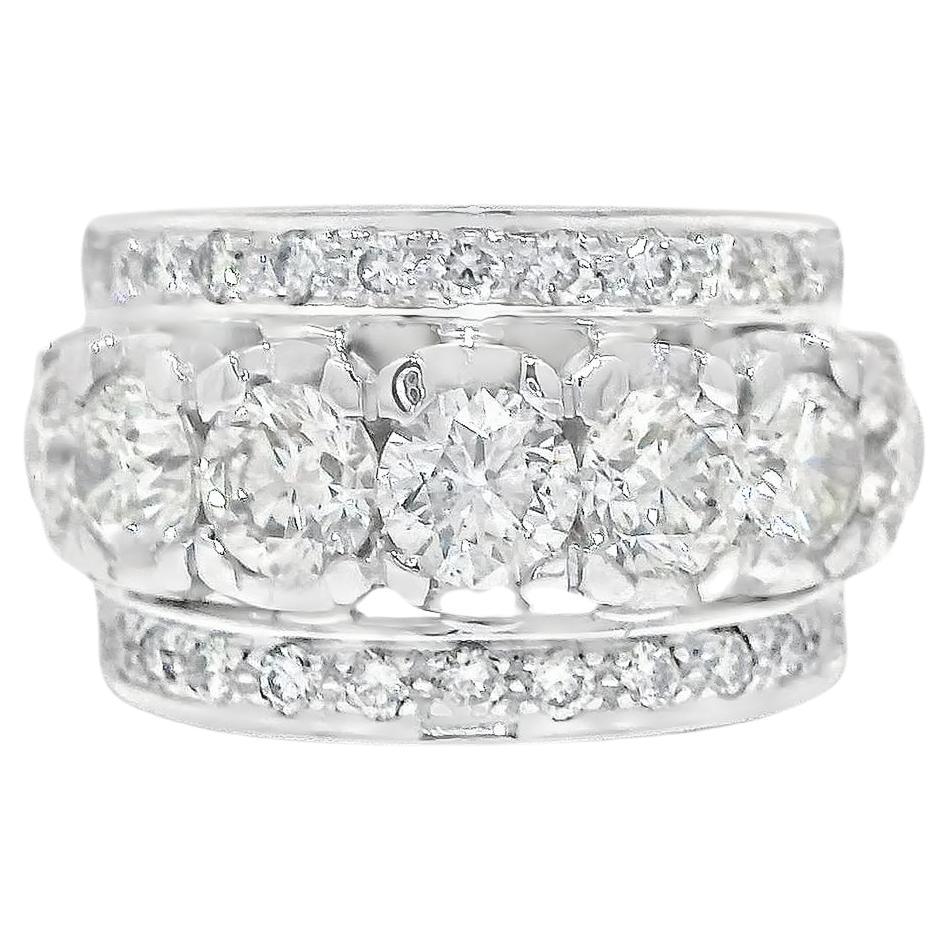 7 Diamonds Sandwiched by 2-Row Diamond Ring For Sale