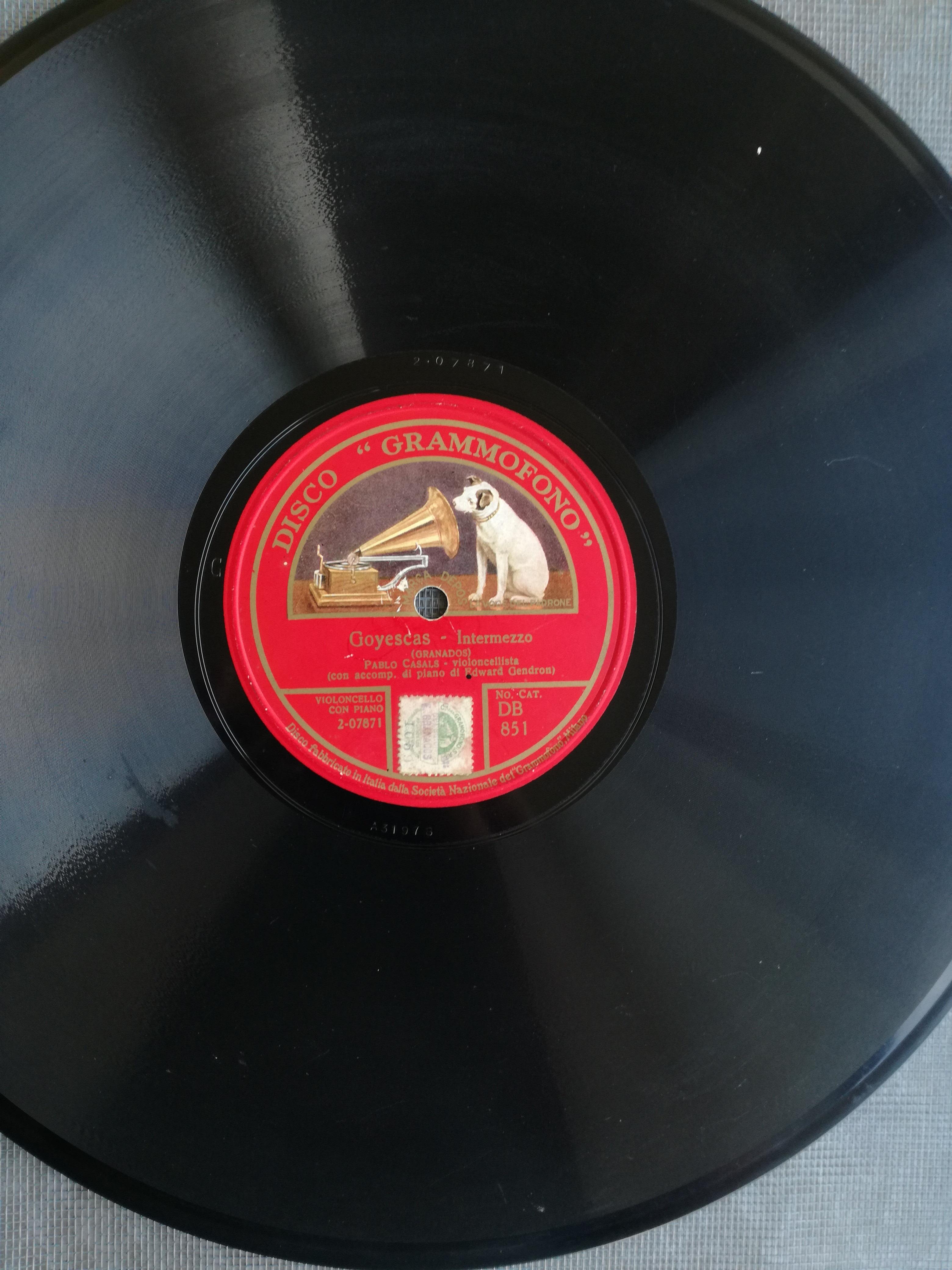 Mid-20th Century 7 dischi da grammofono 78 giri. anni 40/60 For Sale
