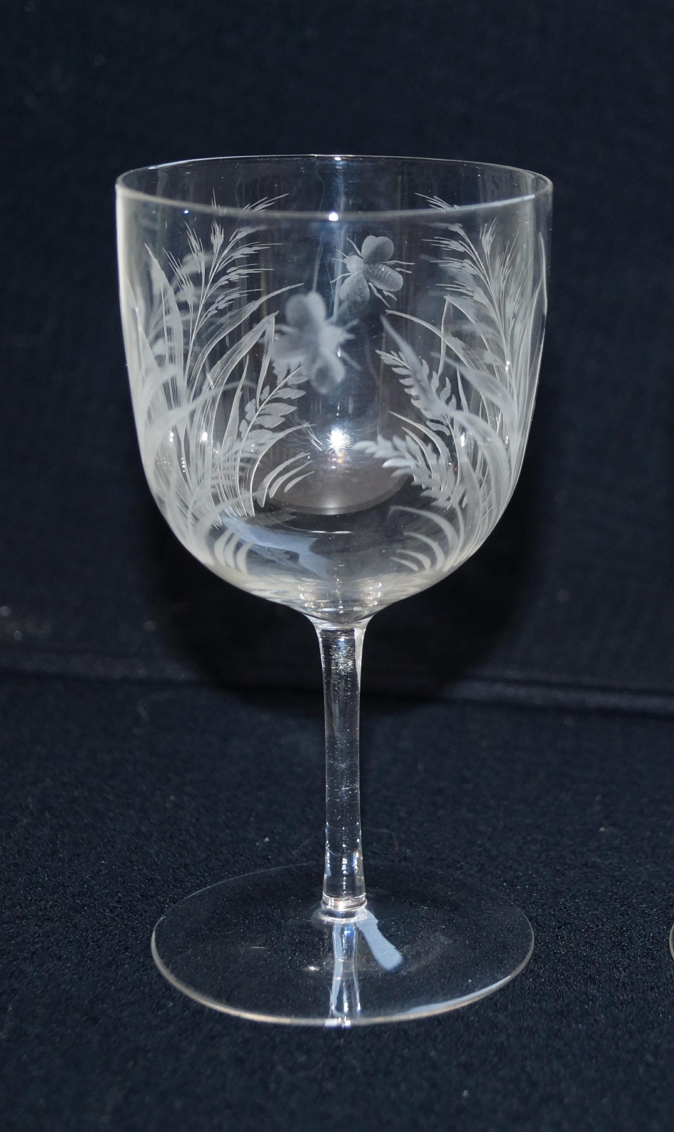 7 Elegant Boston Sandwich Glass  Bee & Wheat Stemware glasses Late 1800's For Sale 4