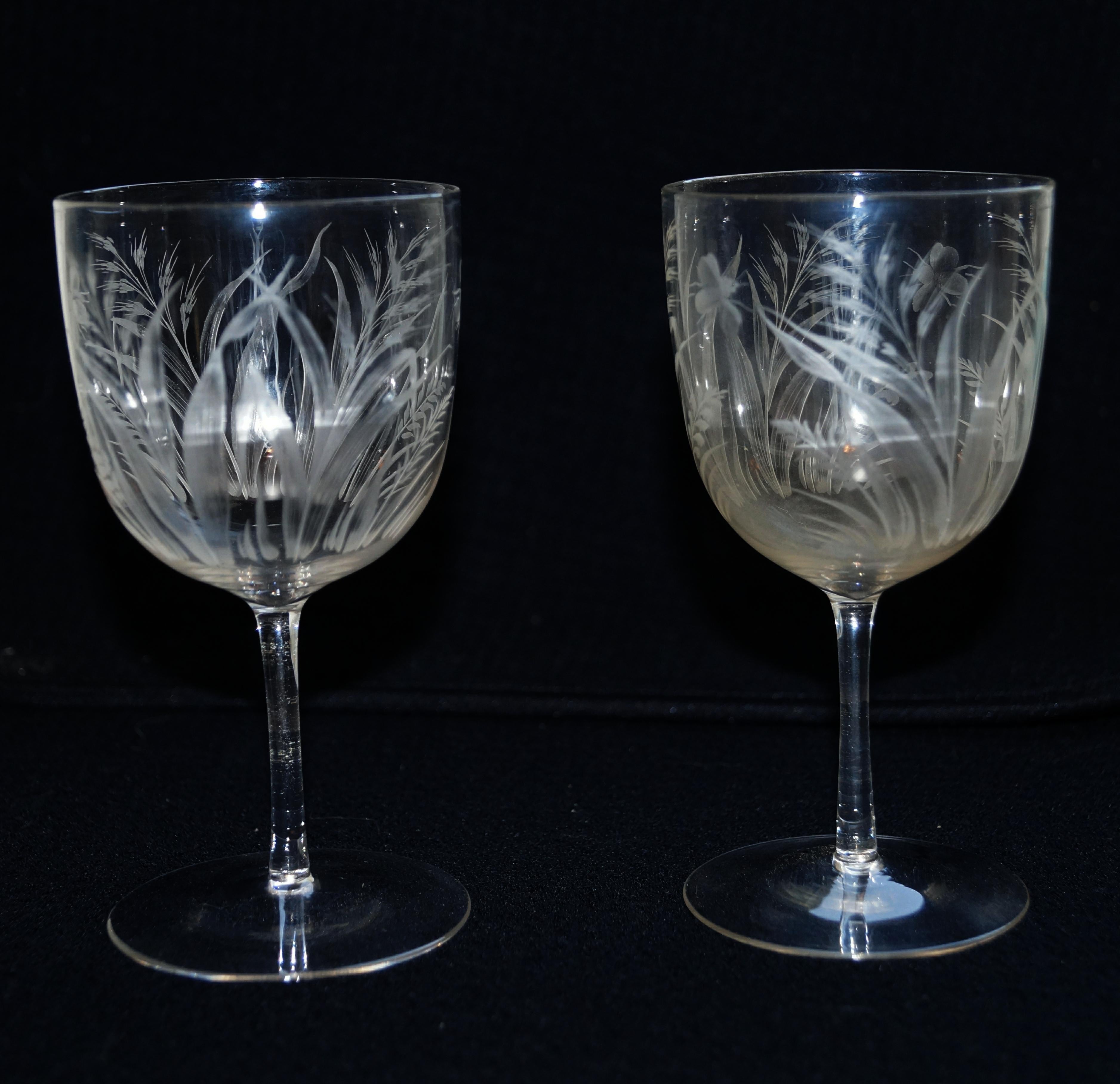7 Elegant Boston Sandwich Glass  Bee & Wheat Stemware glasses Late 1800's For Sale 5