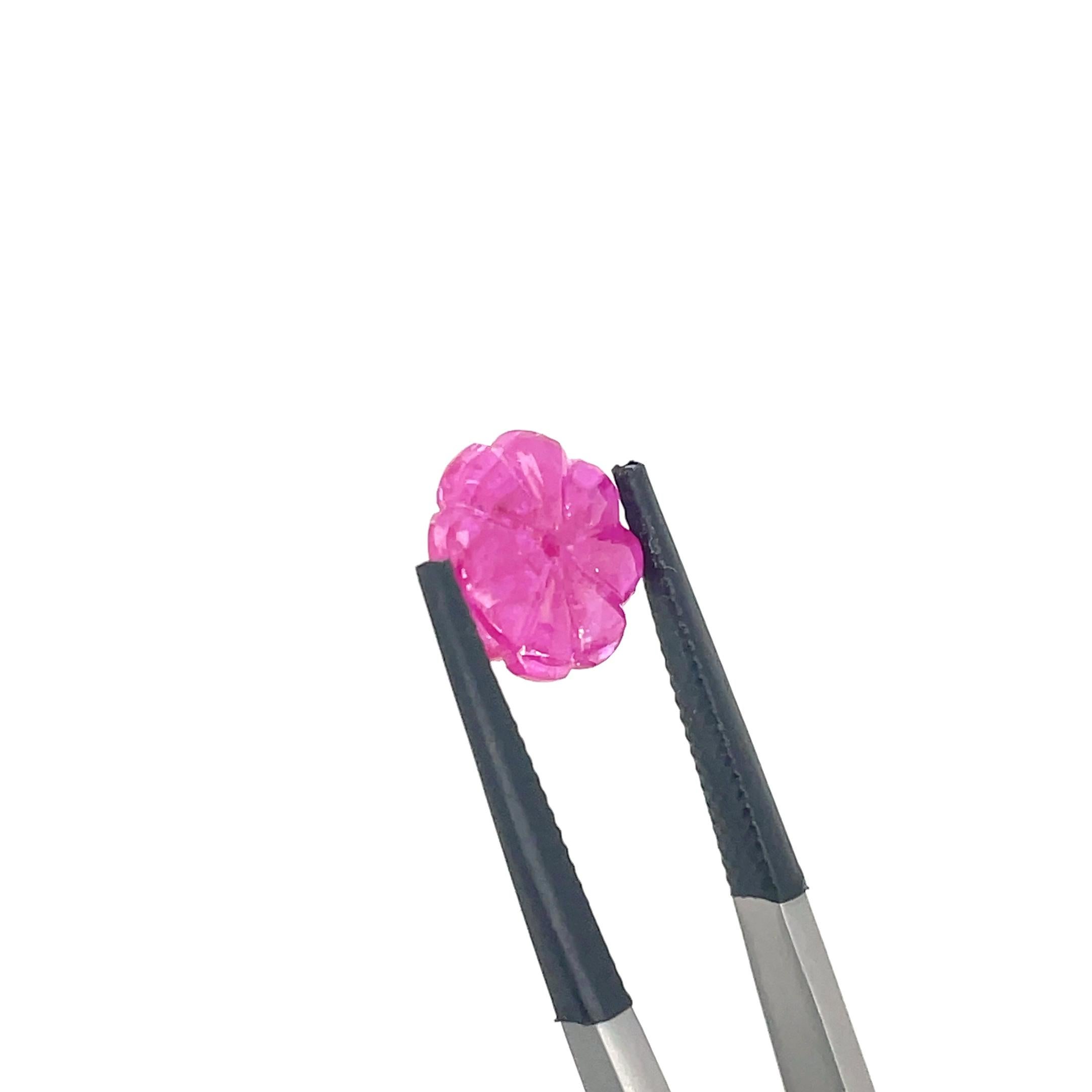 7 Flower Ruby Round Carving Cts 15.23 en vente 1