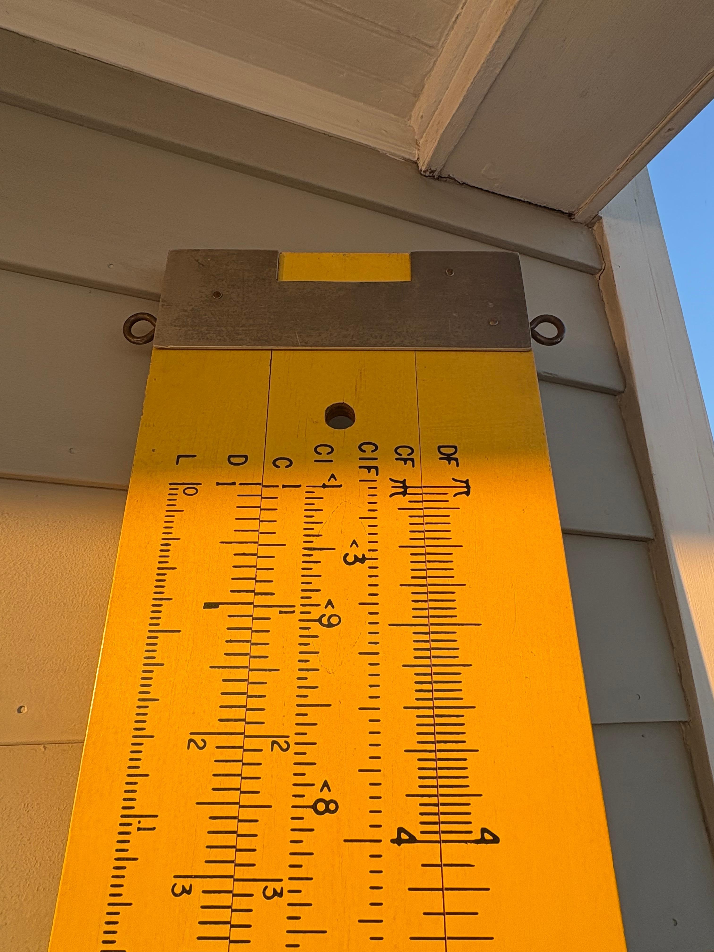 7 Foot Industrial Giant Slide Ruler by Pickett in the 1960s In Good Condition For Sale In New York, NY