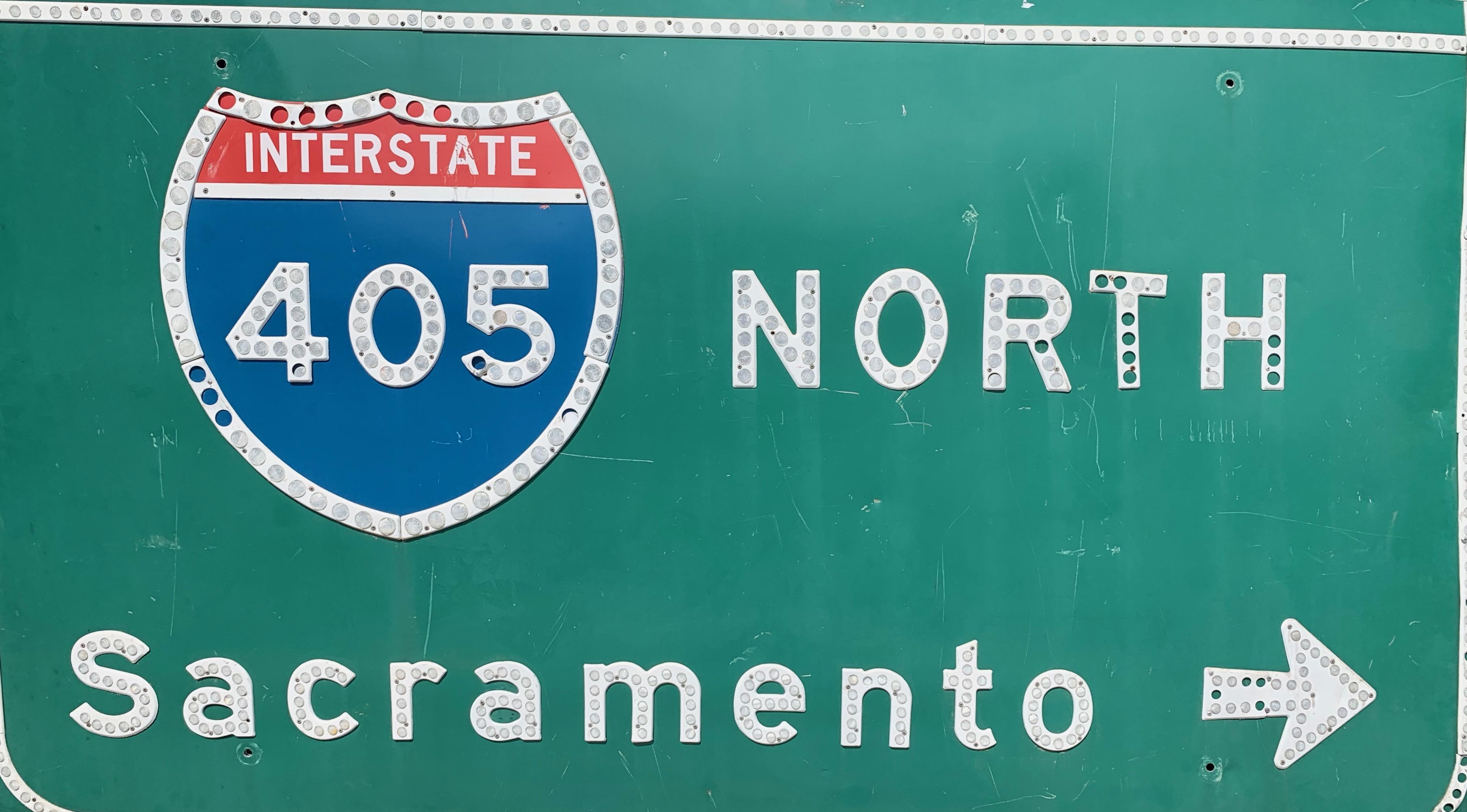 la 405 sign