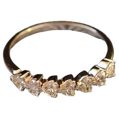 0.62 Carat Heart-Shaped Natural Diamond Band in 18k Gold – Collection Color, VS