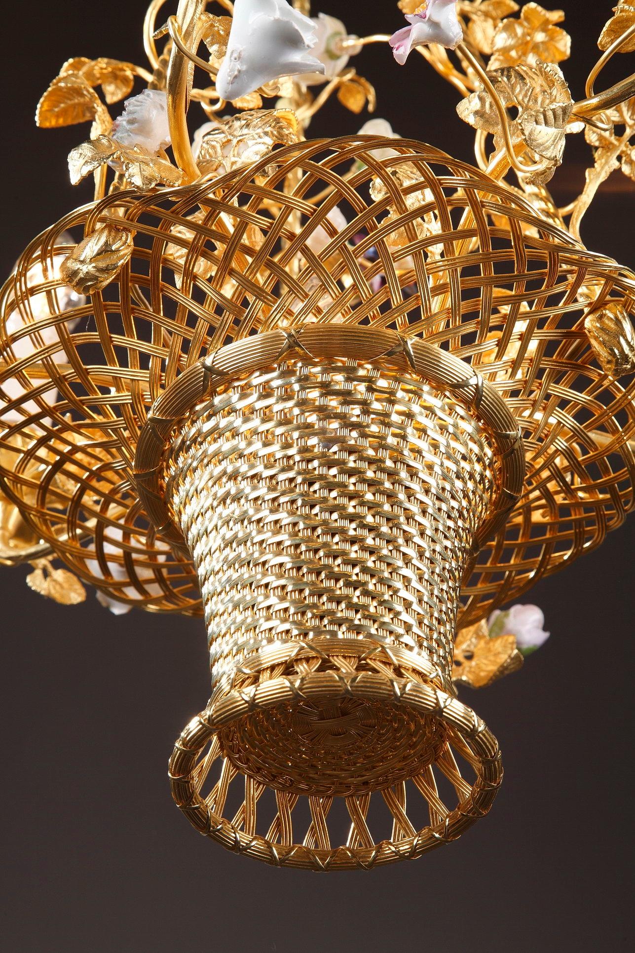 Gilt 7-Light Basket-Shaped Chandelier