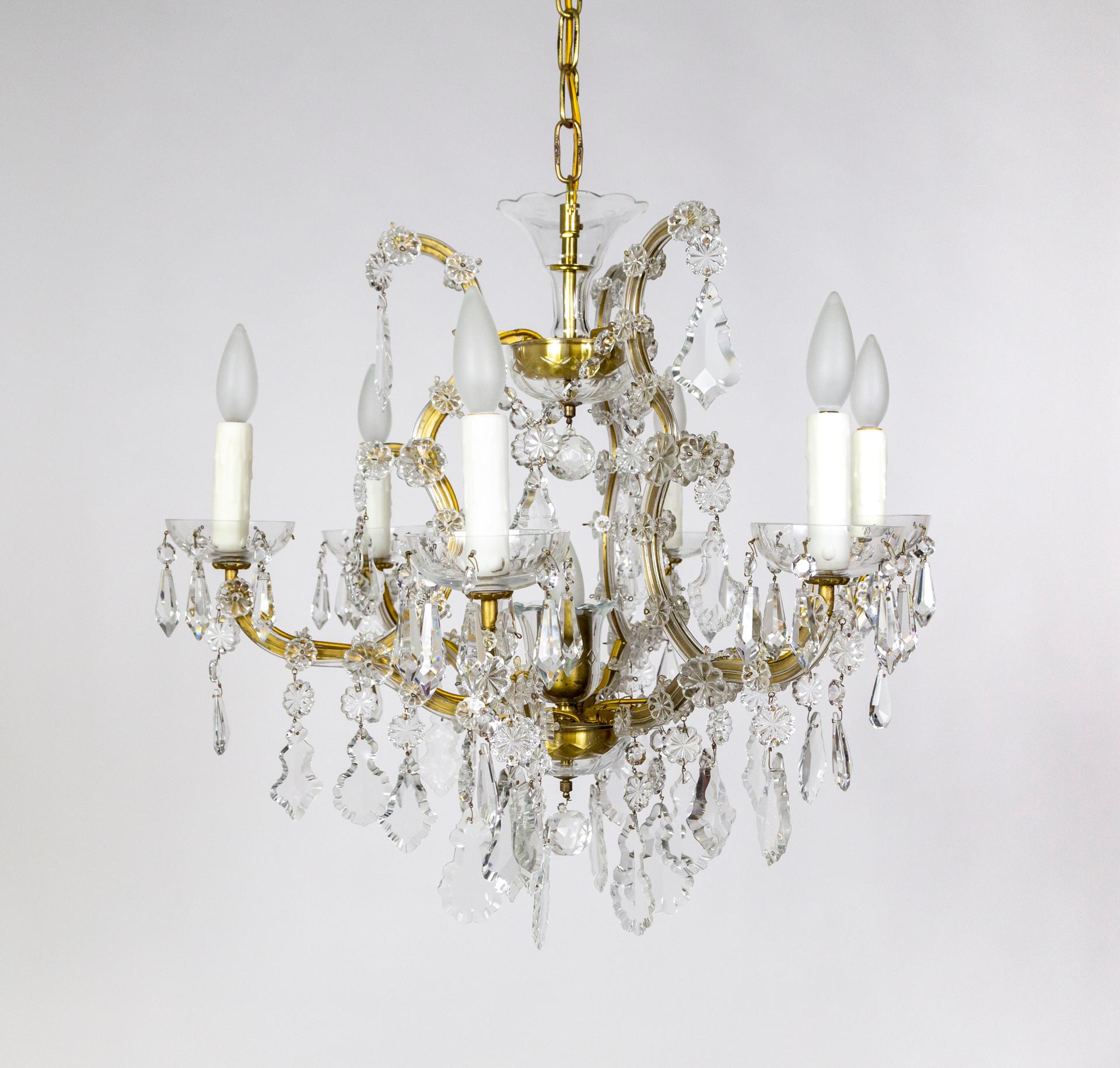 7-Light Multi-Crystal Maria Theresa Chandelier In Good Condition For Sale In San Francisco, CA