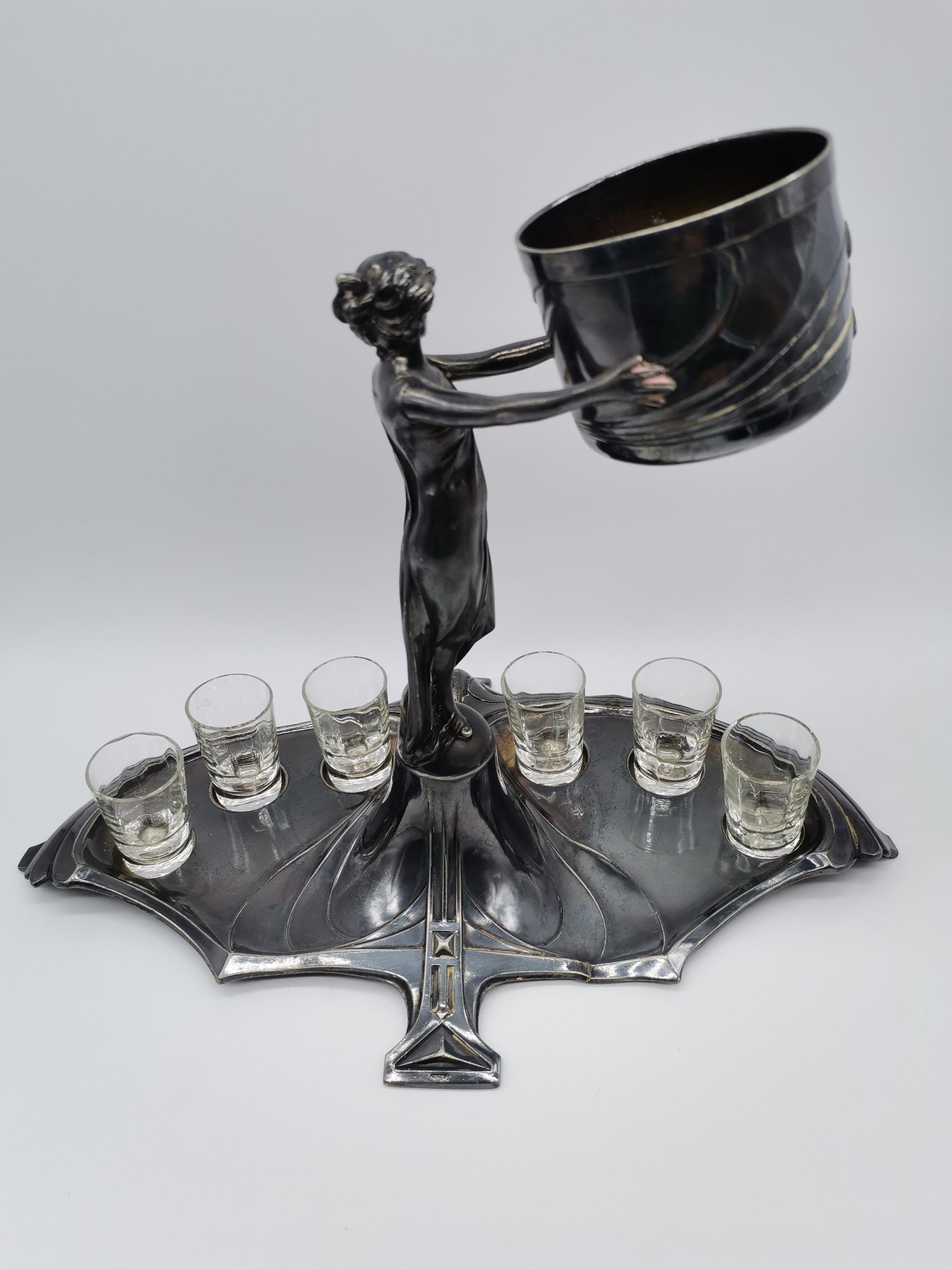 7 Stck., kleine Gläser und ein Halter, Metall und Glas (20. Jahrhundert) im Angebot