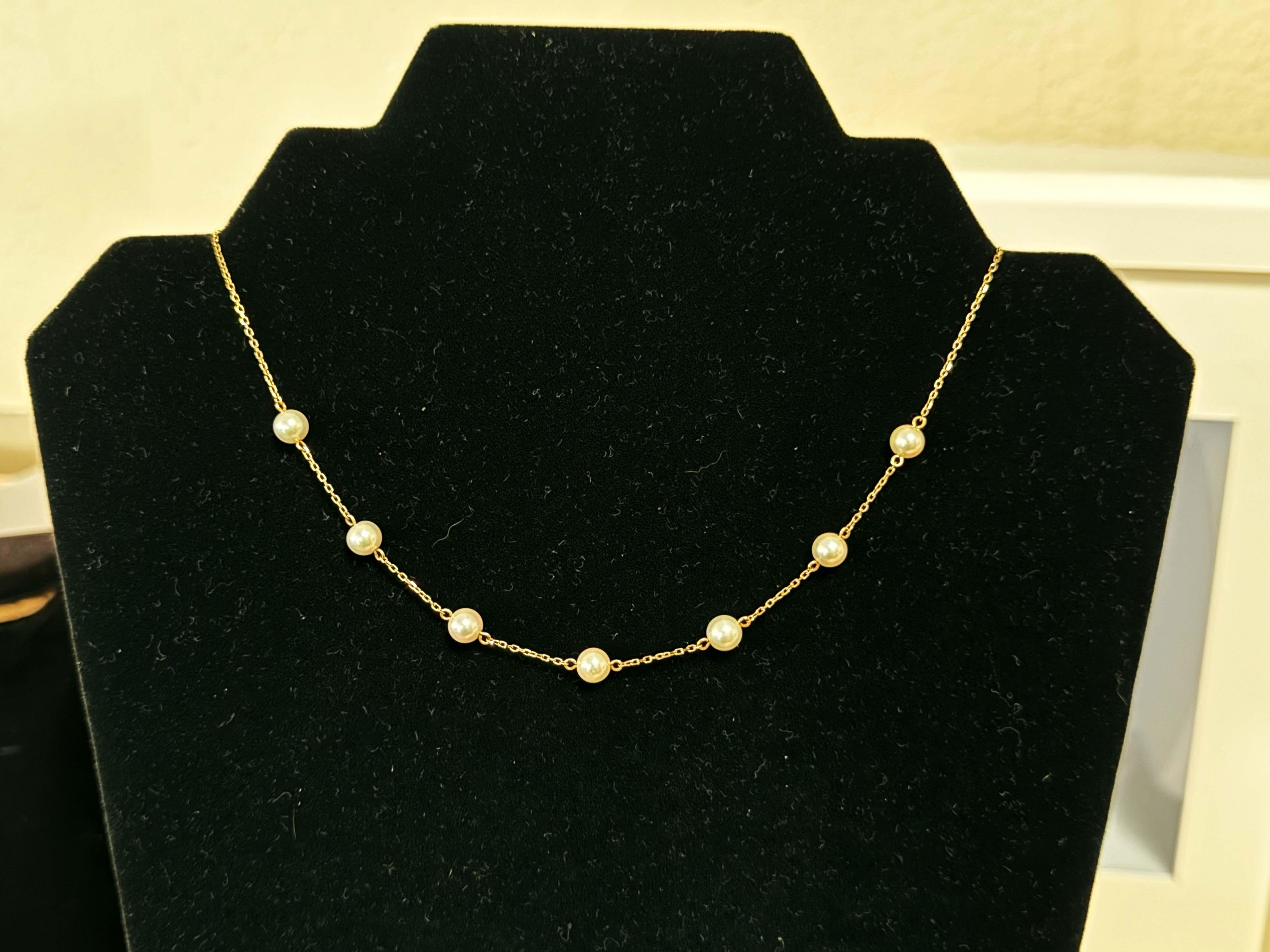 Taglio rotondo 7 Collana a catena di perle in oro giallo 18 carati in vendita