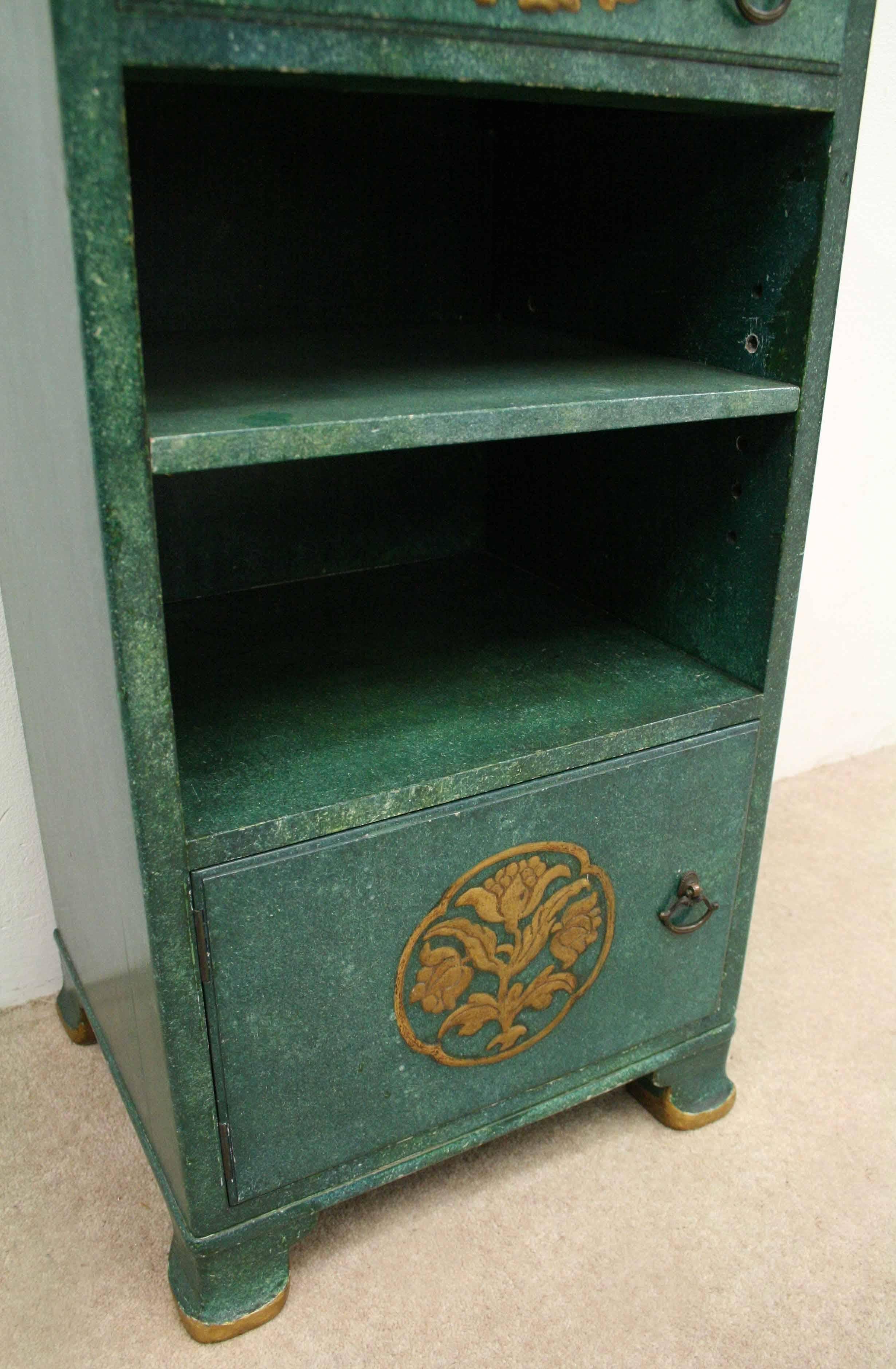 Seven-Piece Green Bedroom Suite by Whytock and Reid of Edinburgh, circa 1930 For Sale 15