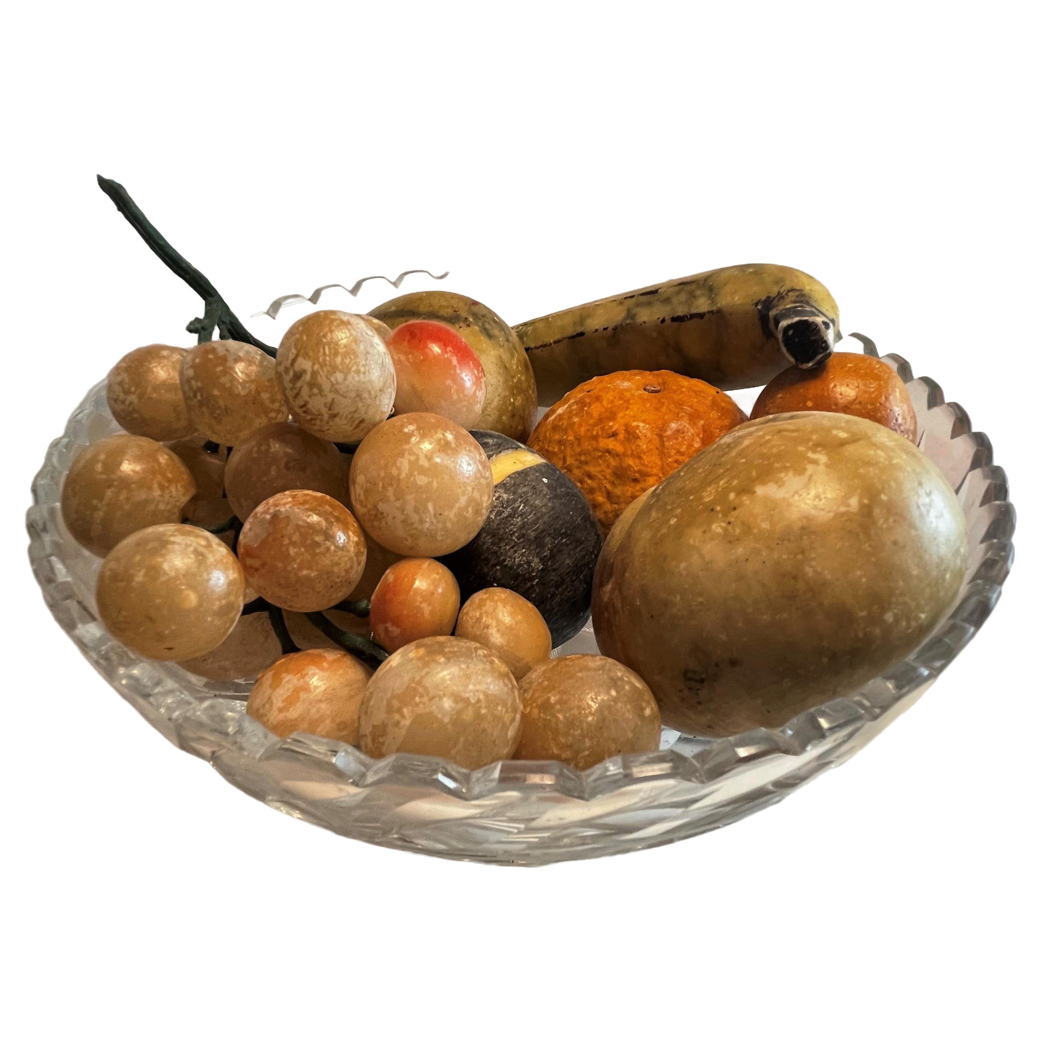 7 Teile Italienisches geschnitztes Obst in Glasschale aus Stein mit Trauben, Bananen, Orange und Apfel 