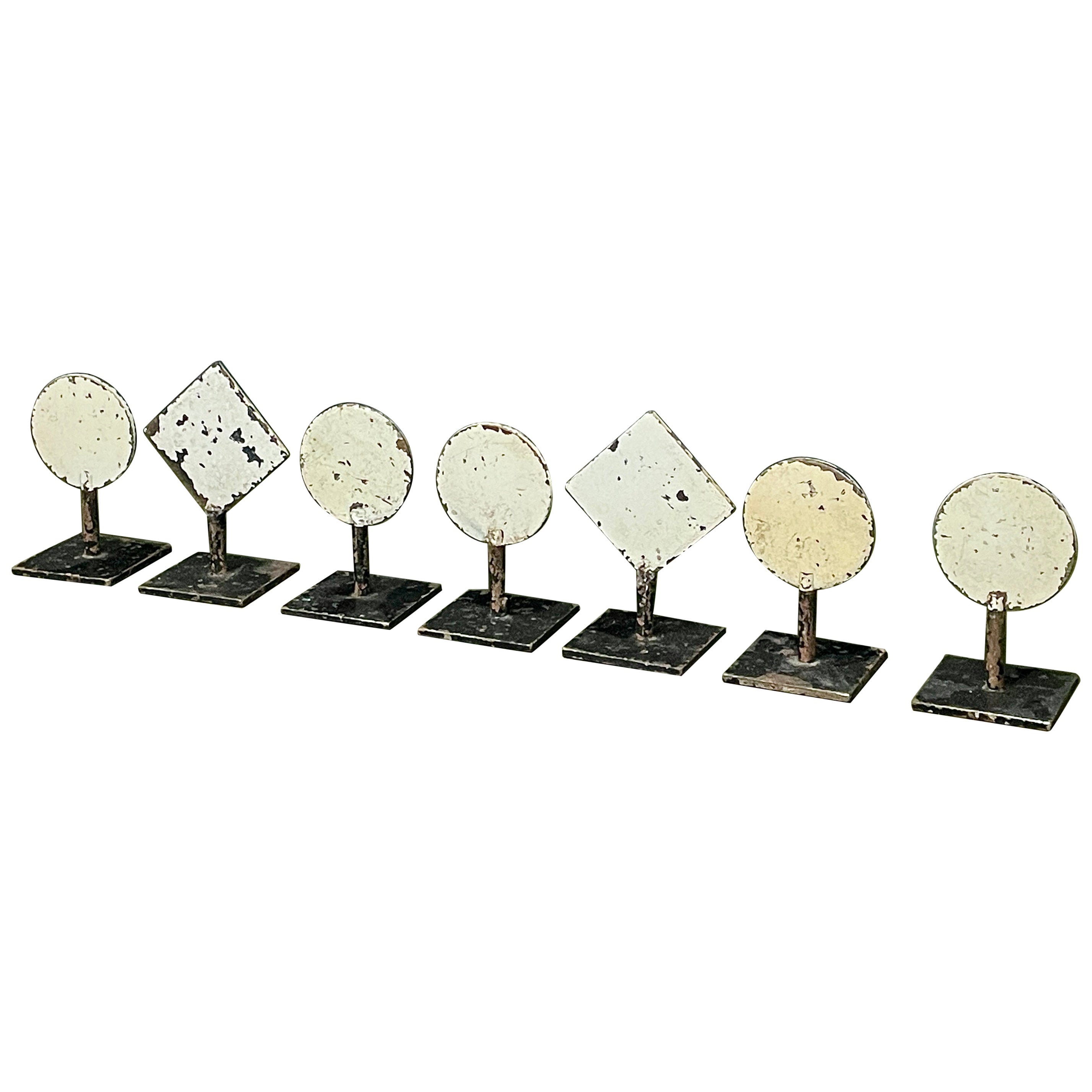 7 Binari Ferroviari Simbolo Acciaio Smalto Astratto Sculture da Tavolo Vintage in vendita