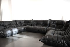 7-sitziges 5-teiliges Togo-Sofa aus schwarzem Leder von Ducaroy für Ligne Roset, Frankreich