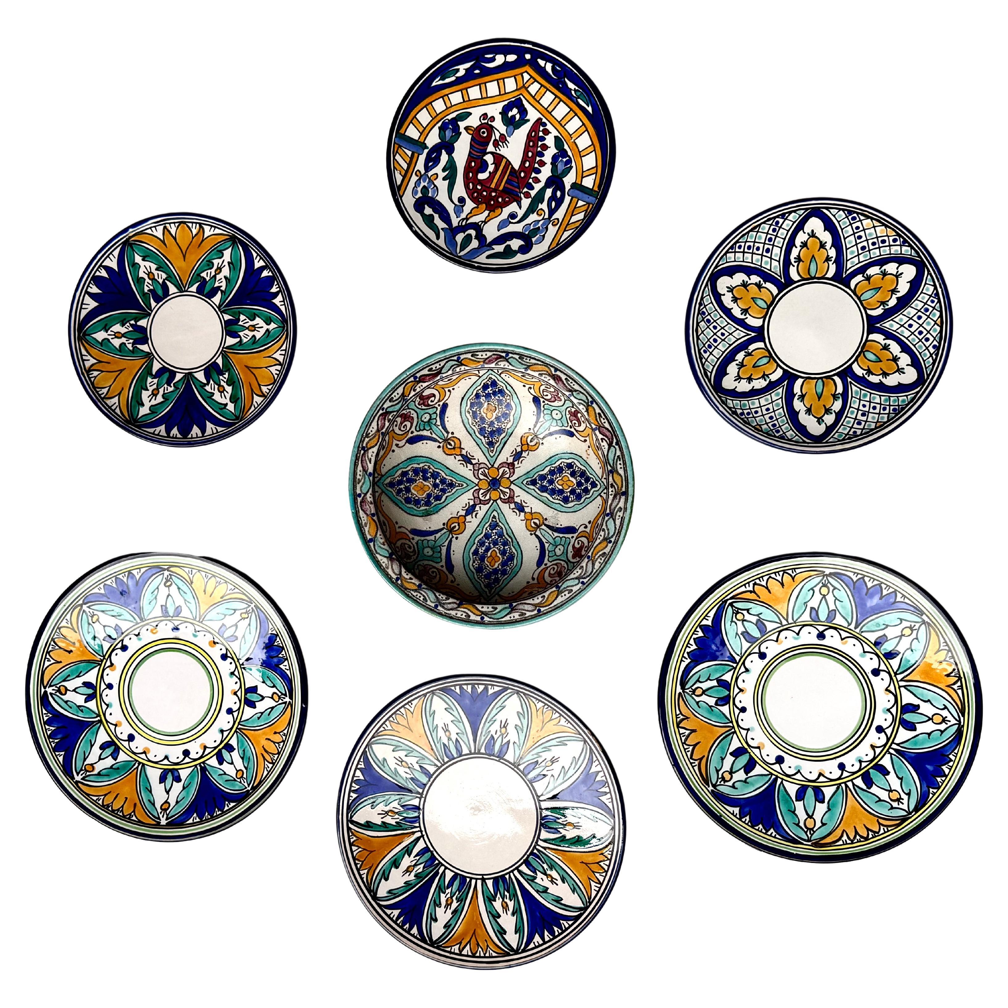 (7) Ensemble de pièces de service C.I.C. : Plateaux tunisiens + Bol de service marocain